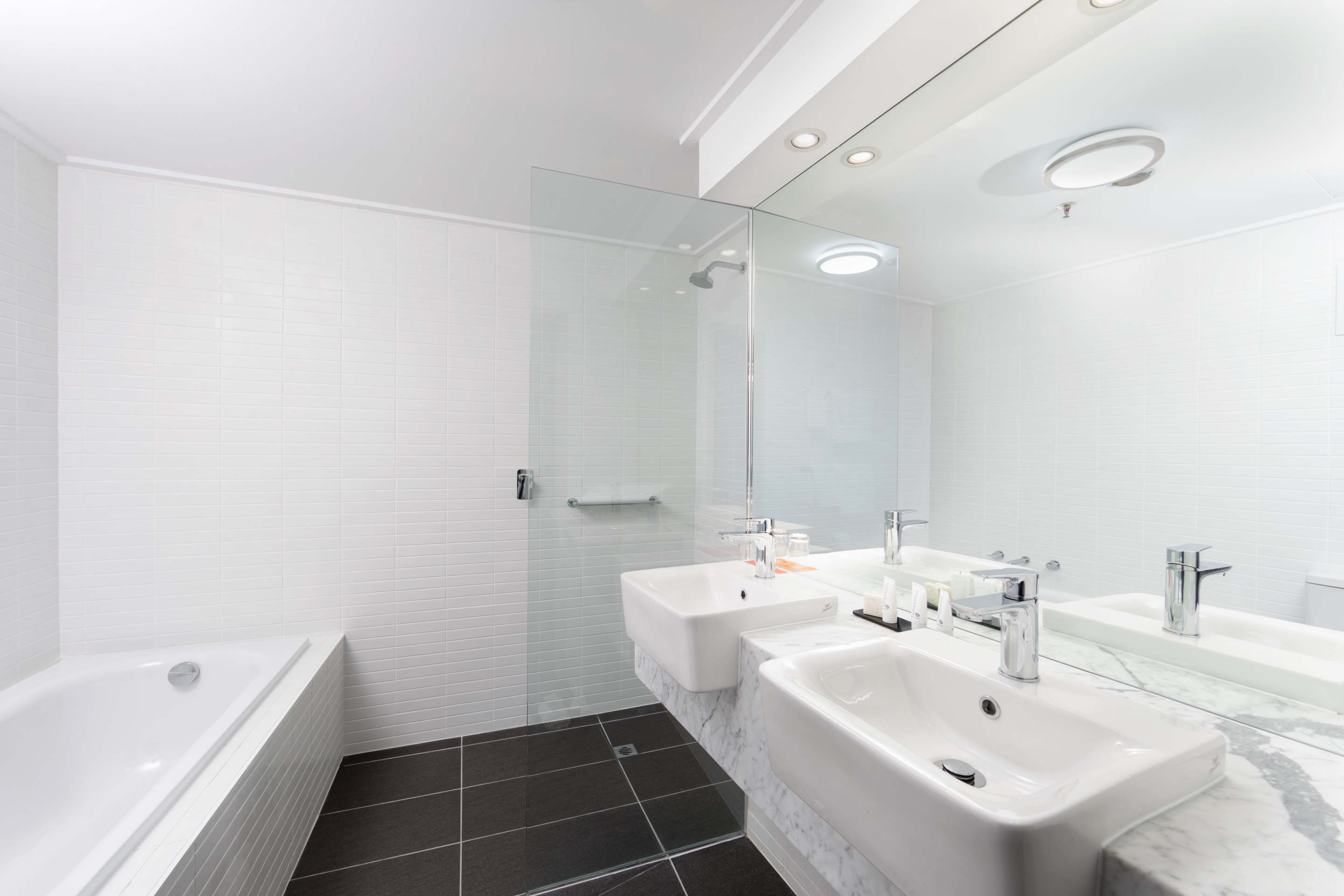Rydges Canberra Room Type - Executive King Suite