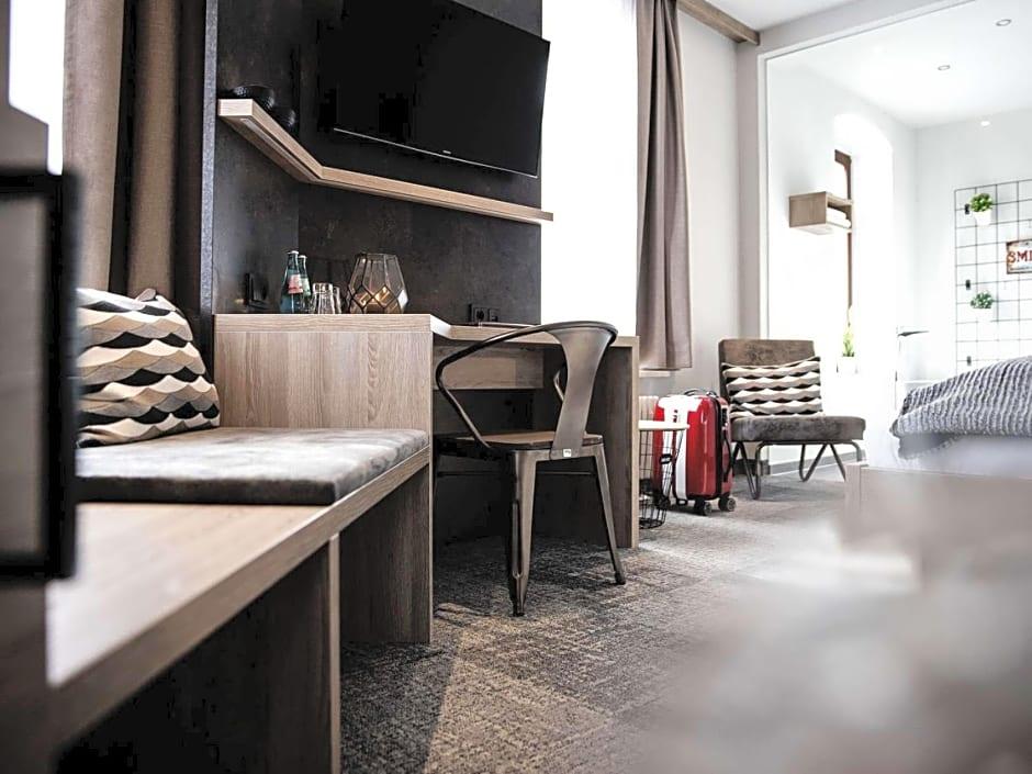 alexxanders Restaurant & Boardinghouse by null