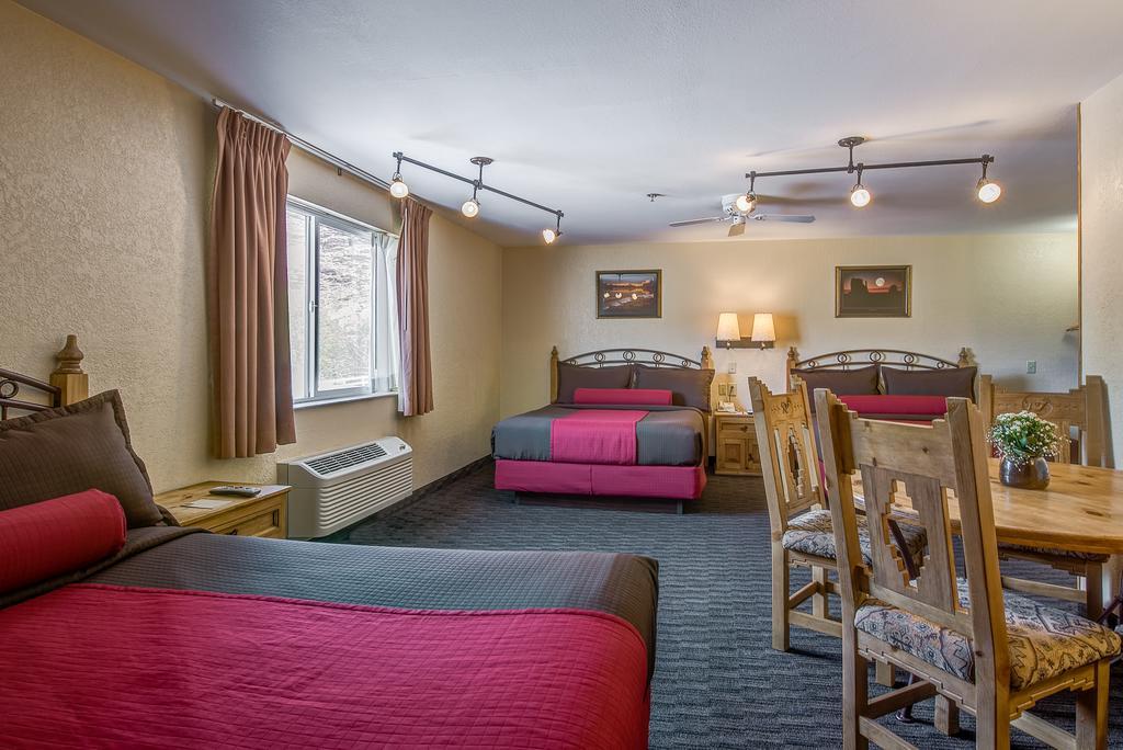 Aarchway Inn by null