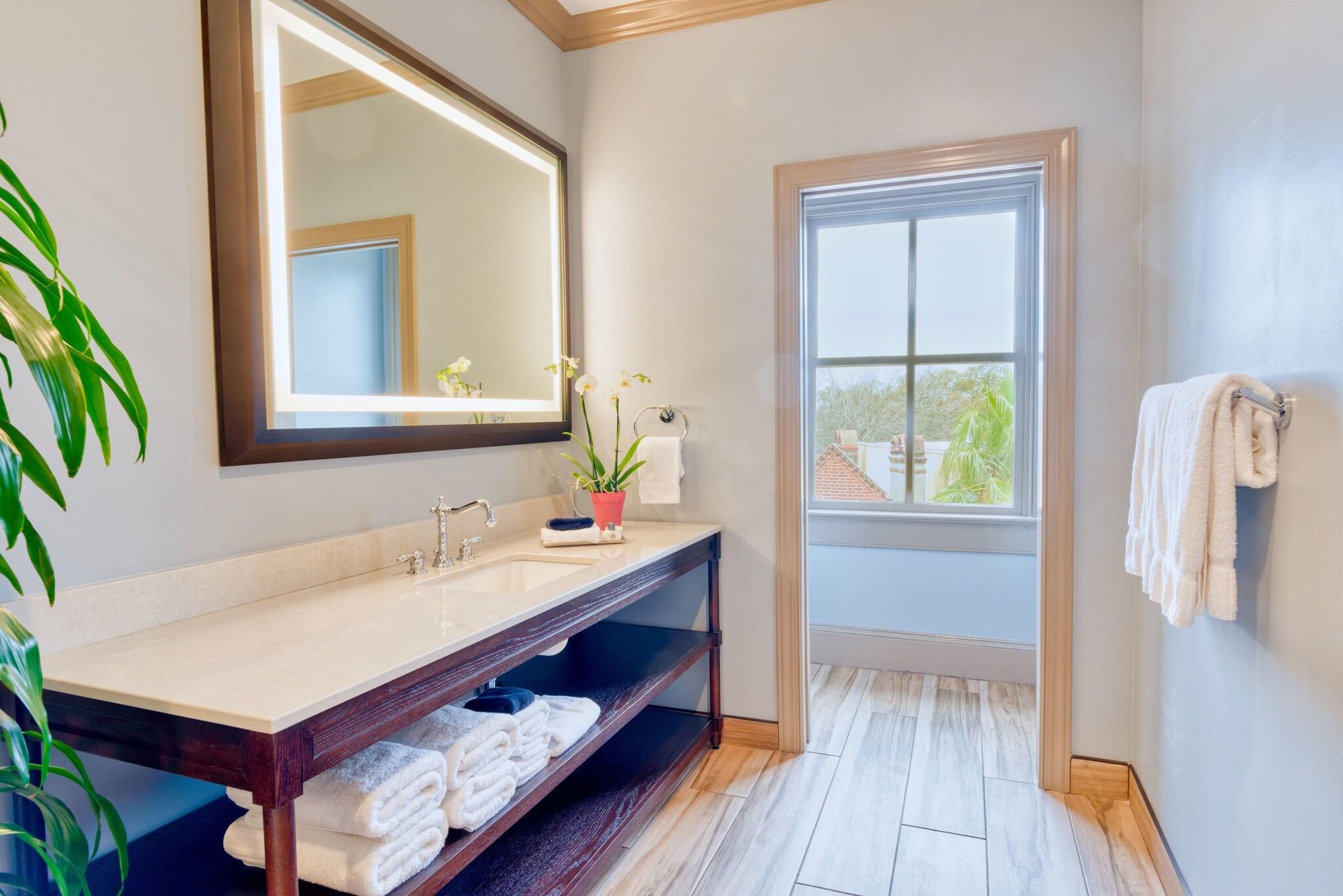 Andrew Pinckney Inn by null