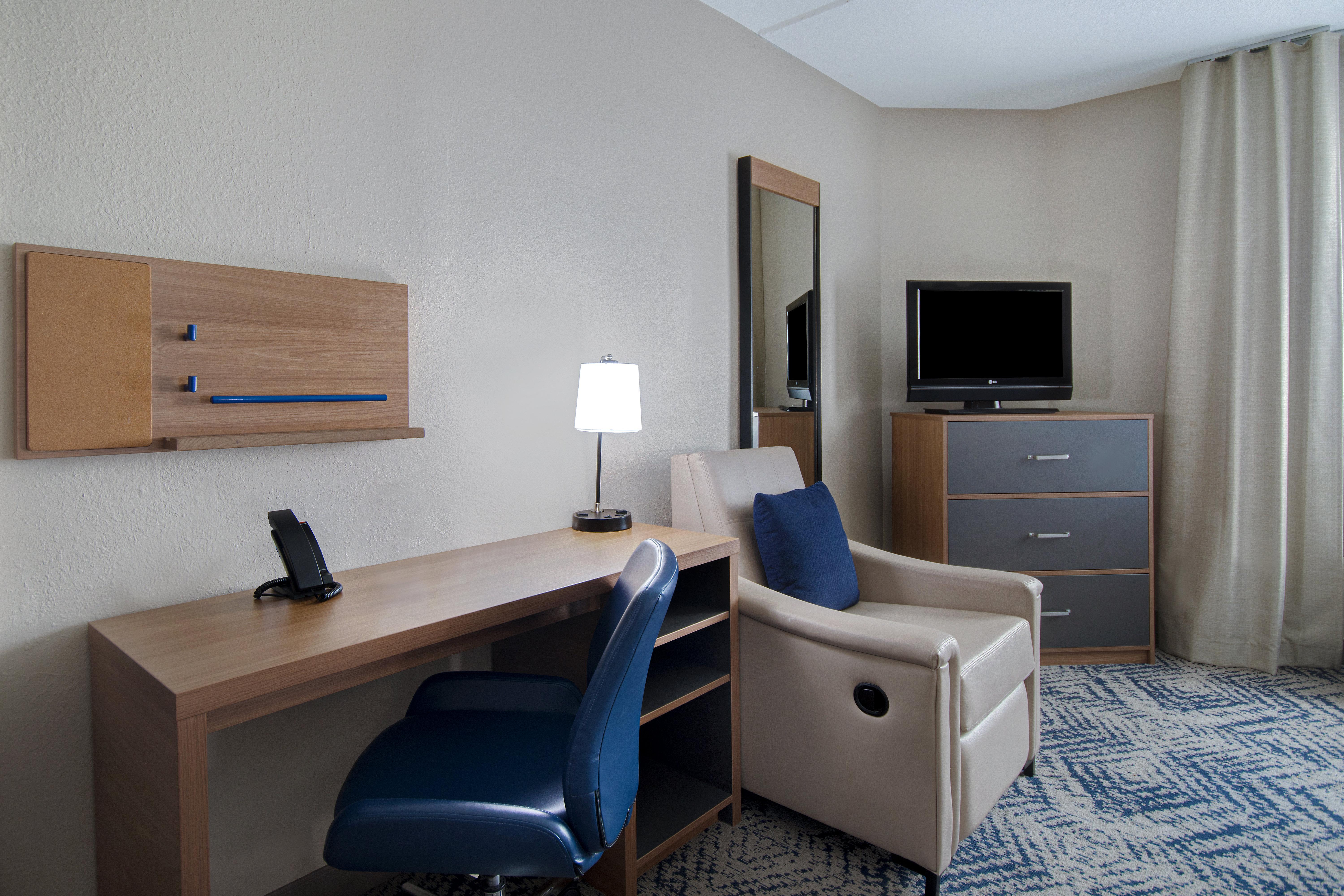Candlewood Suites Columbia-Ft. Jackson