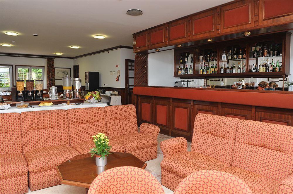 Hotel Aveiro Center by null