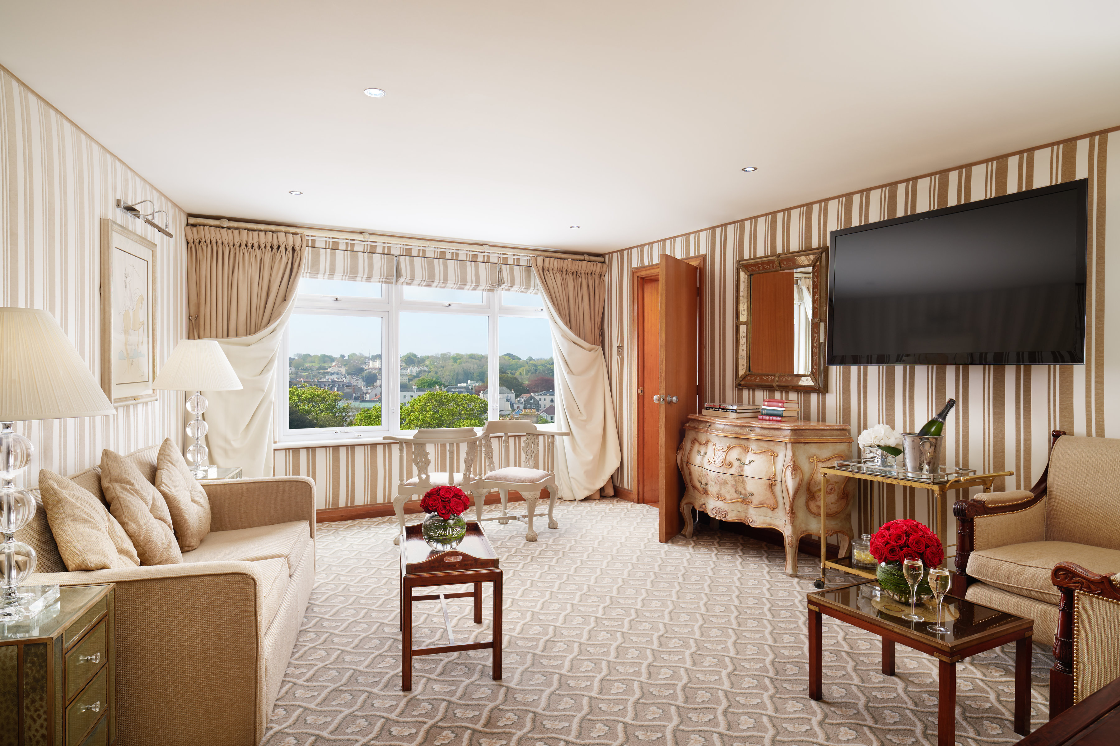 The Duke of Richmond Hotel by null