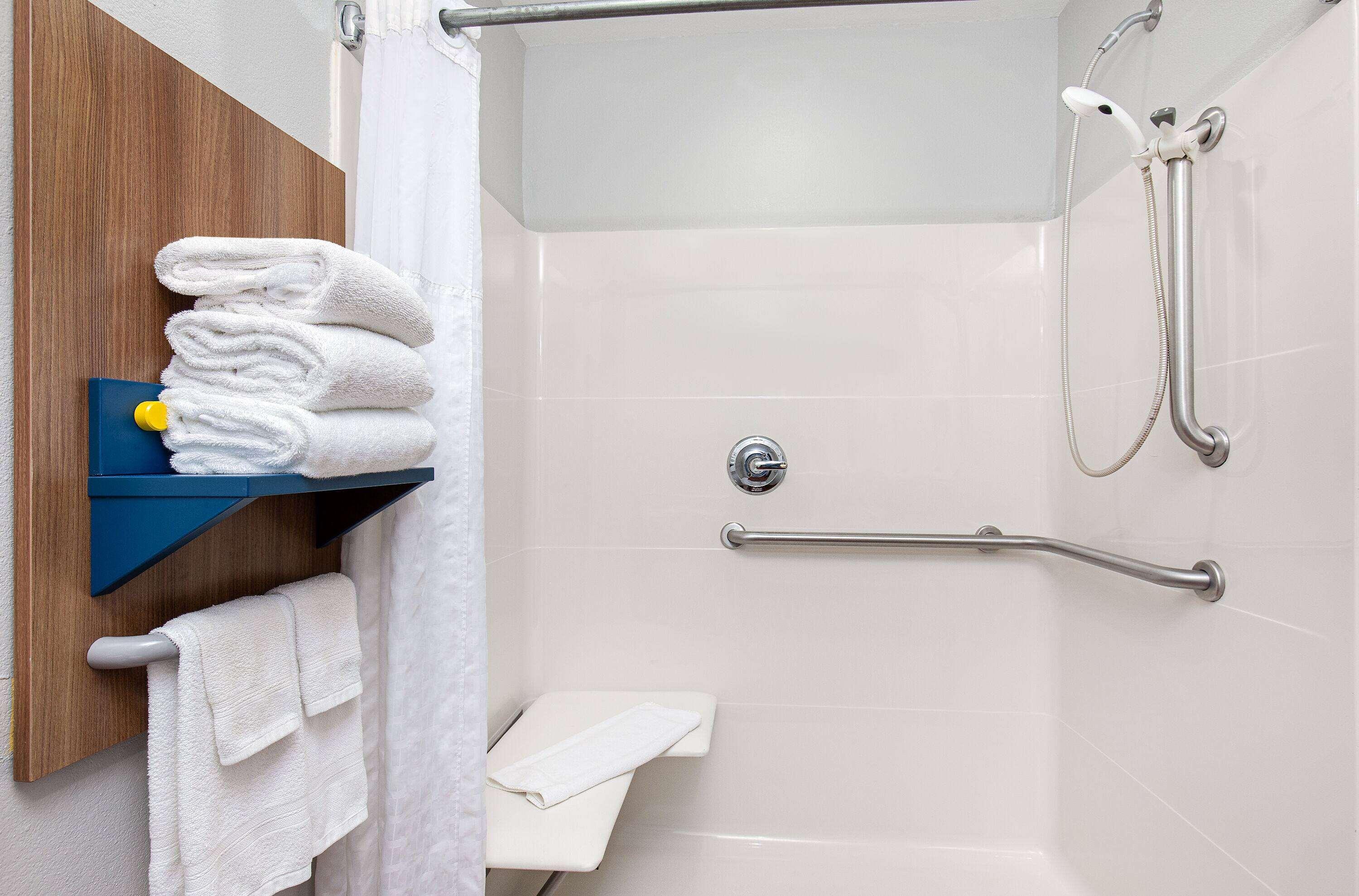Microtel Inn & Suites By Wyndham Columbus North
