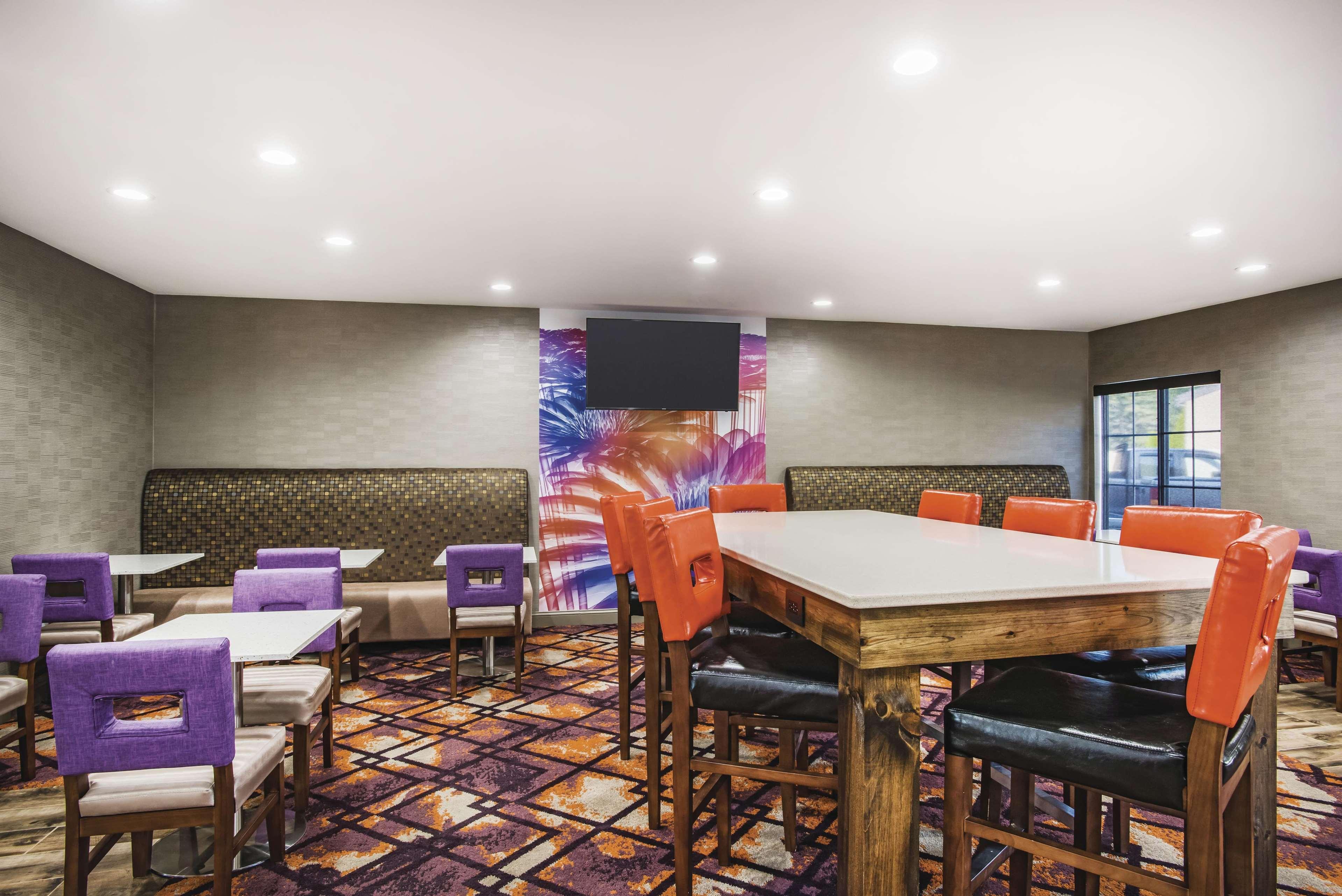 La Quinta Inn & Suites Chambersburg