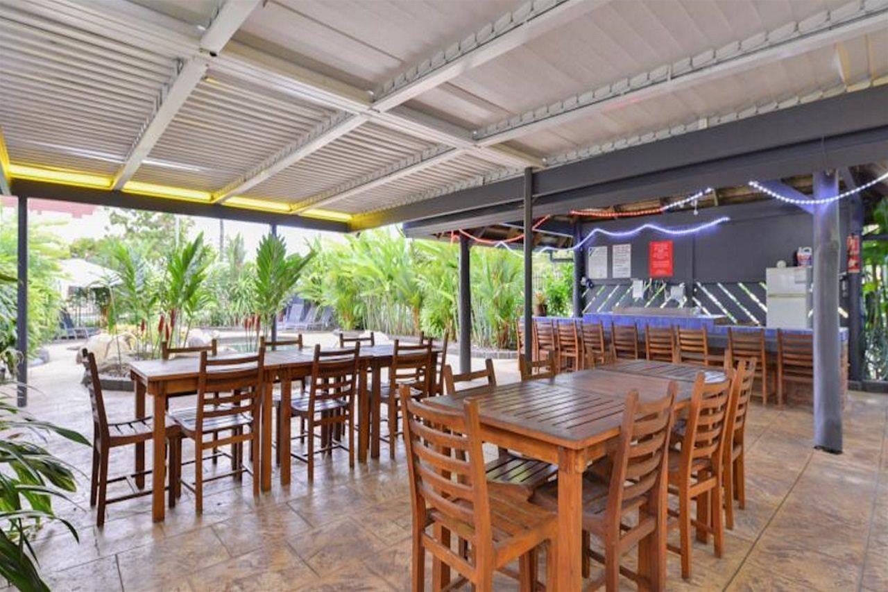 Cascade Gardens Holiday Apartments by null