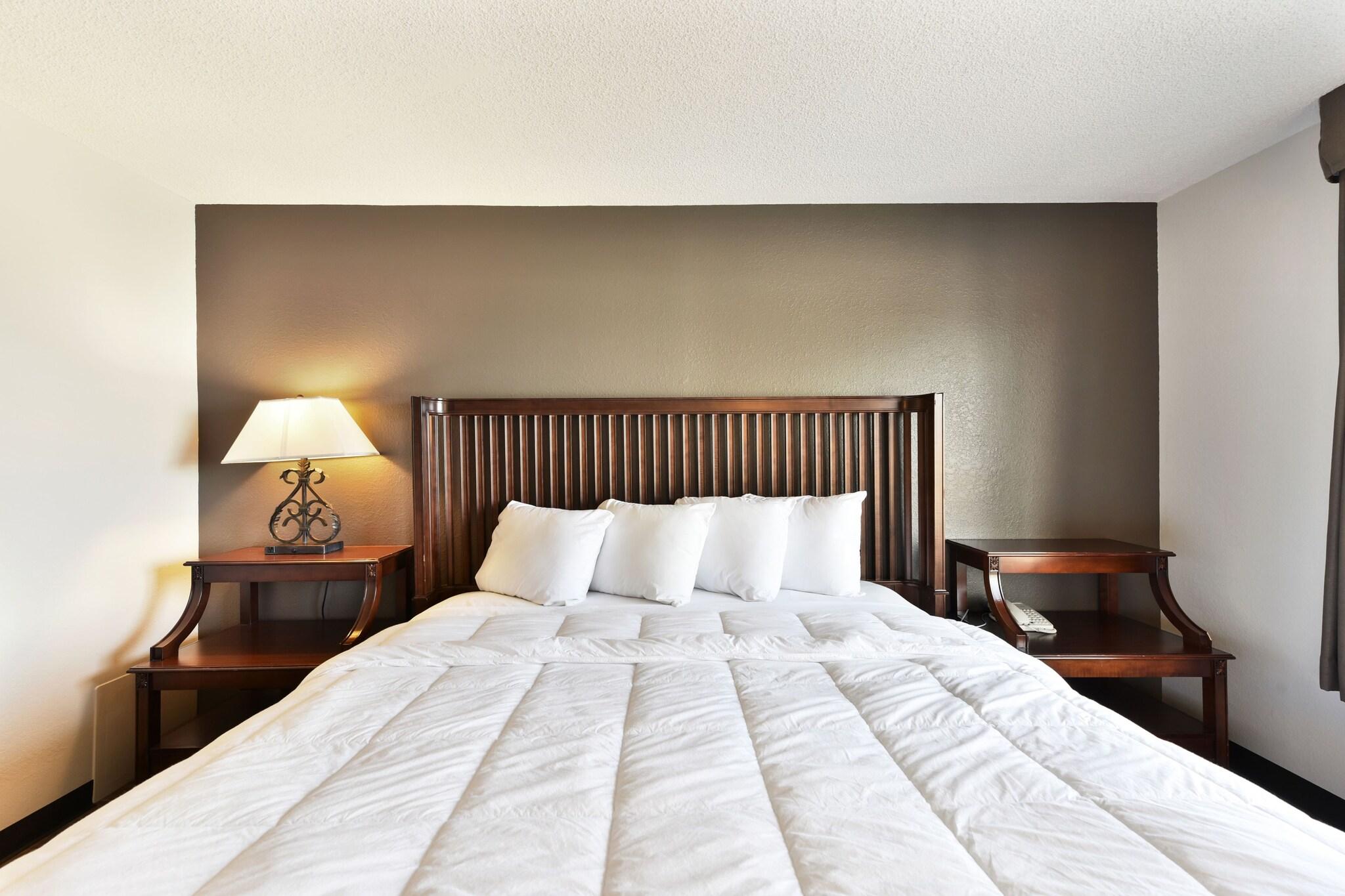 Baymont Inn & Suites by Wyndham Columbus near OSU