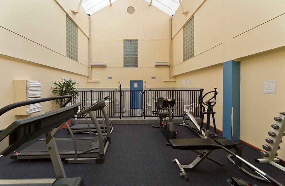 Madison Capital Executive Apartments by null