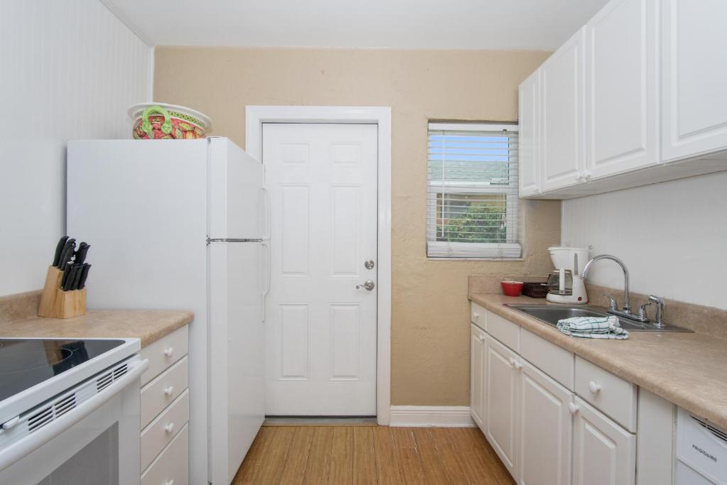 Beach Place Guesthouses by null