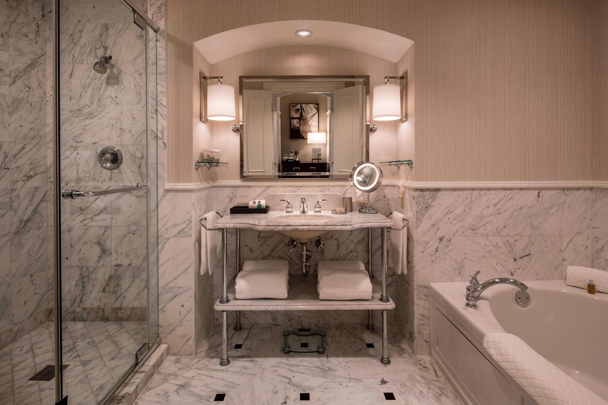 The Ballantyne, a Luxury Collection Hotel, Charlot