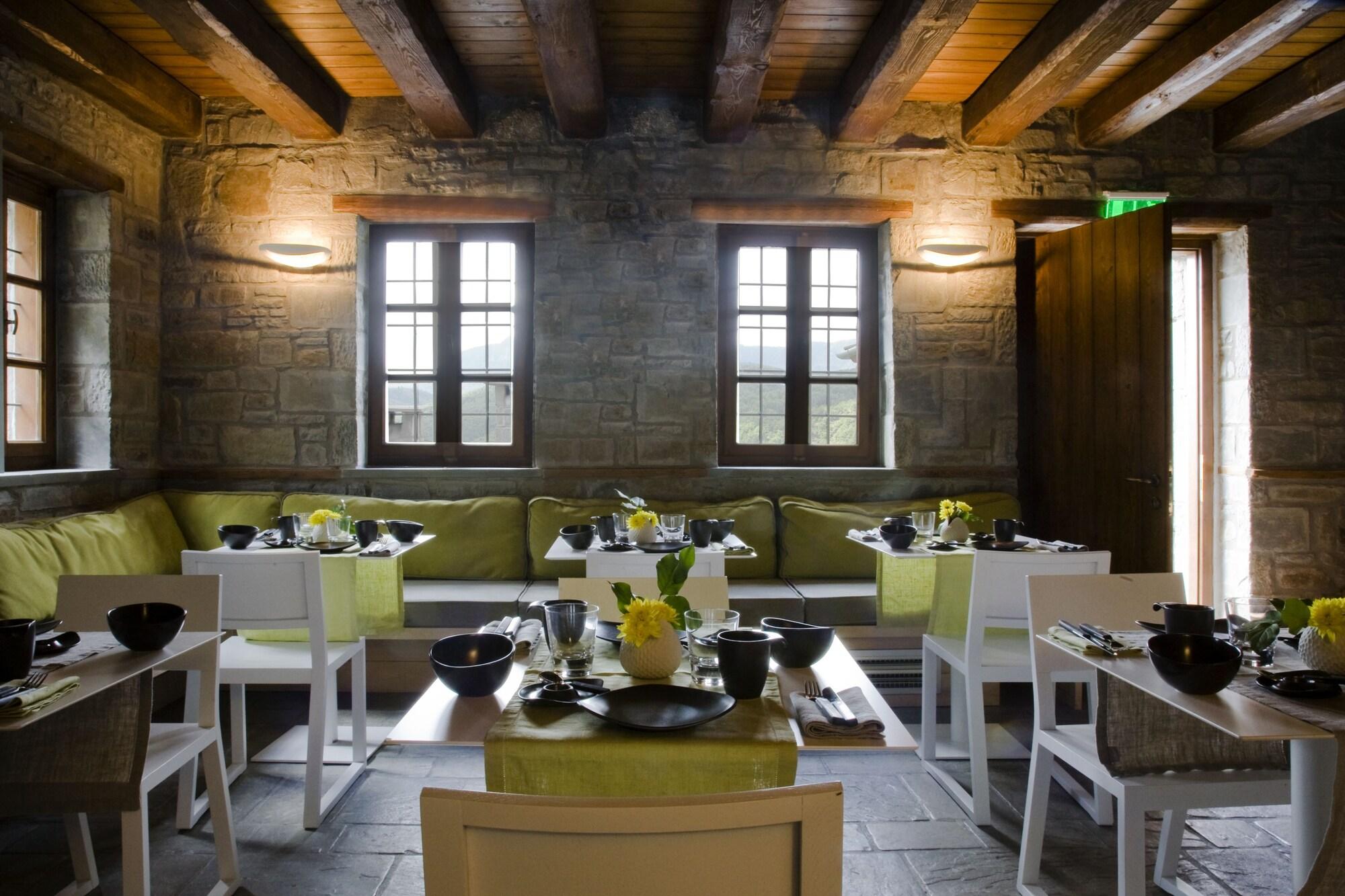 Kipi Suites