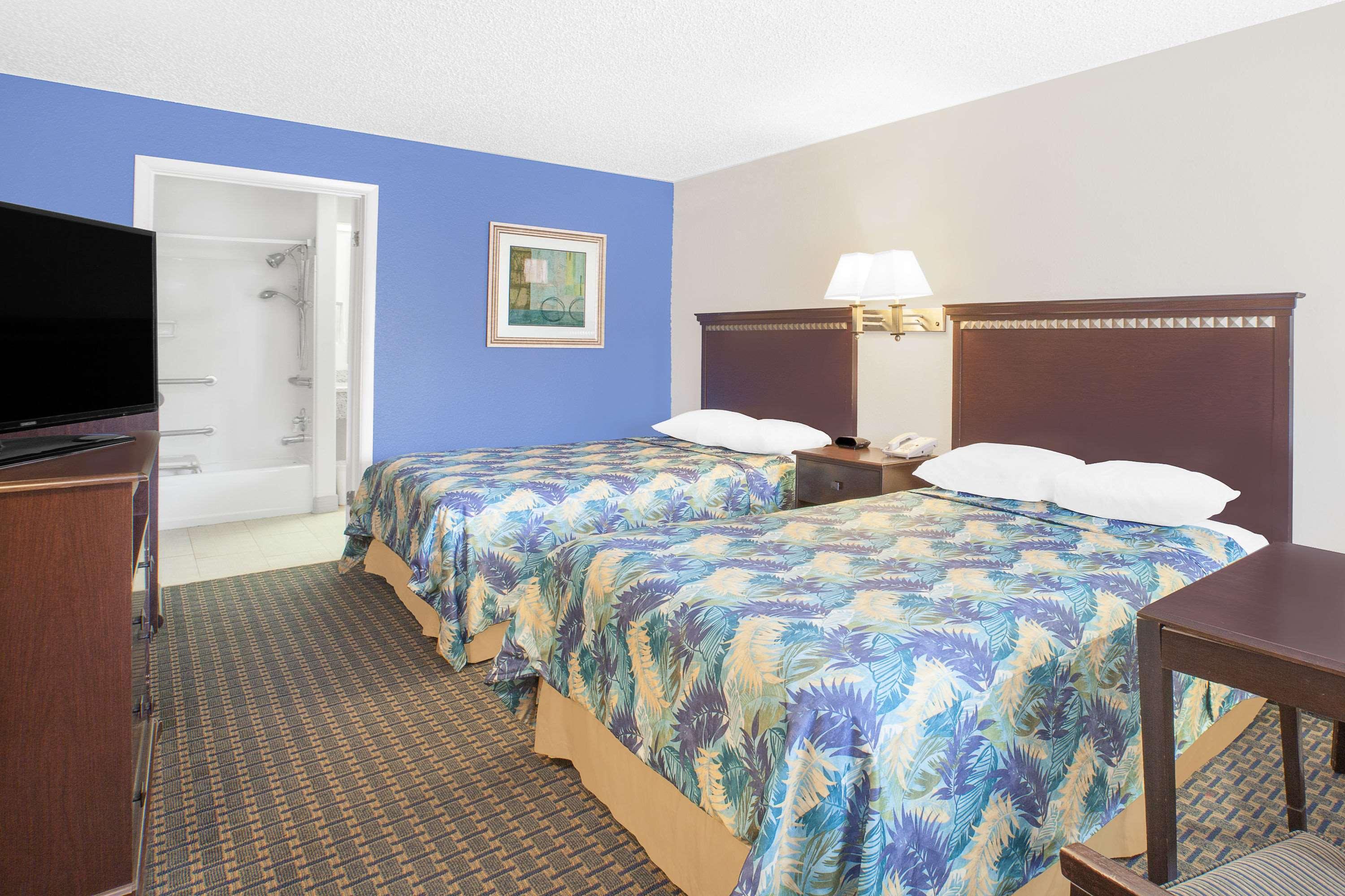 Super 8 by Wyndham Corpus Christi