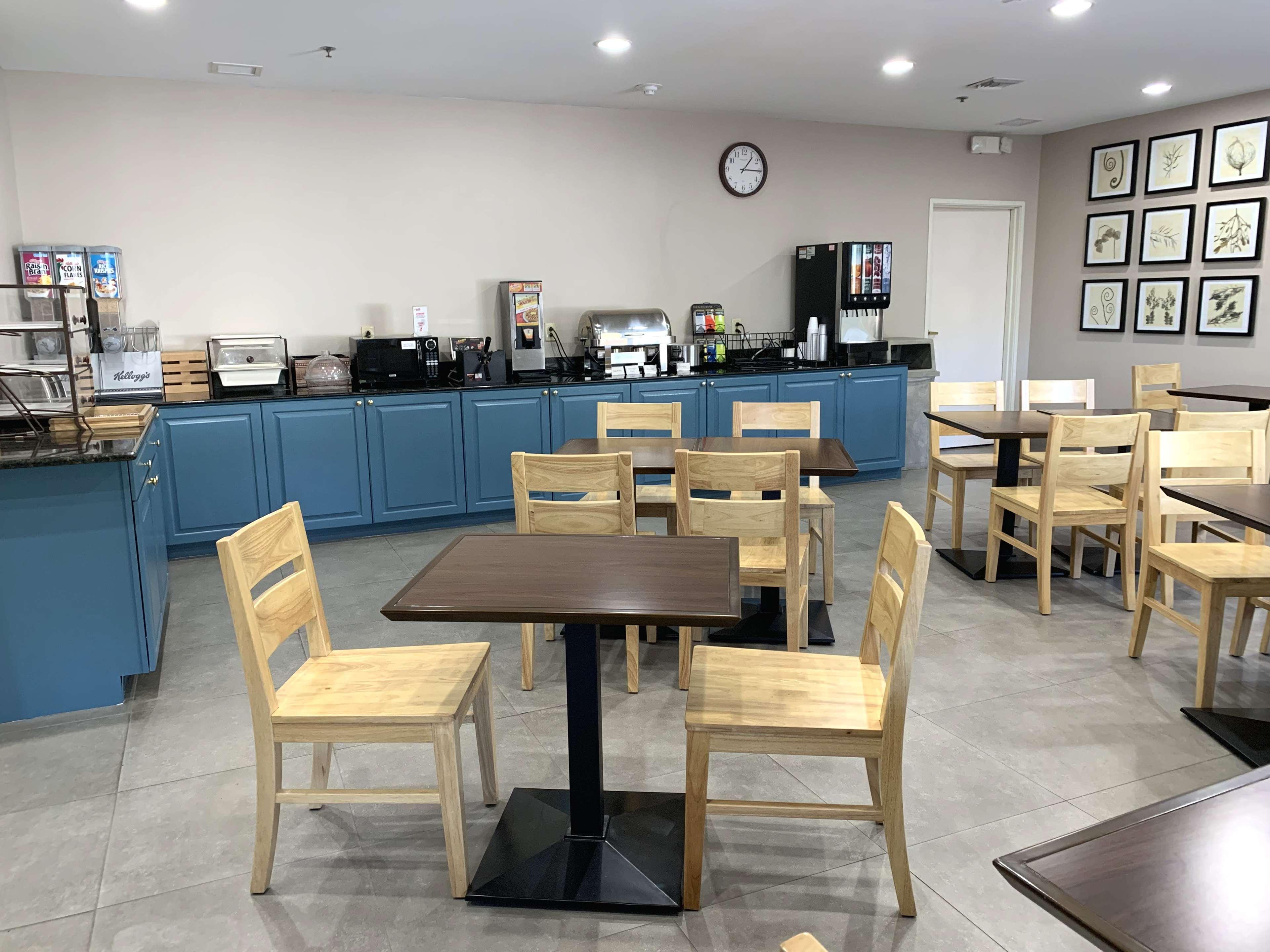 Country Inn & Suites By Radisson, Charleston North
