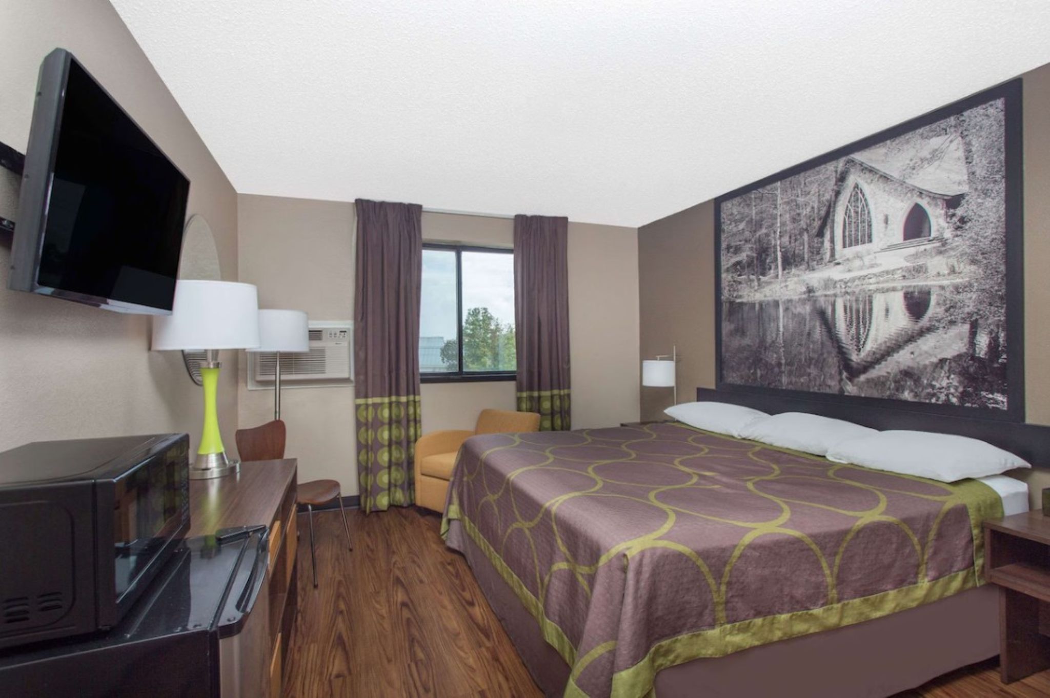 Super 8 by Wyndham Columbus Airport