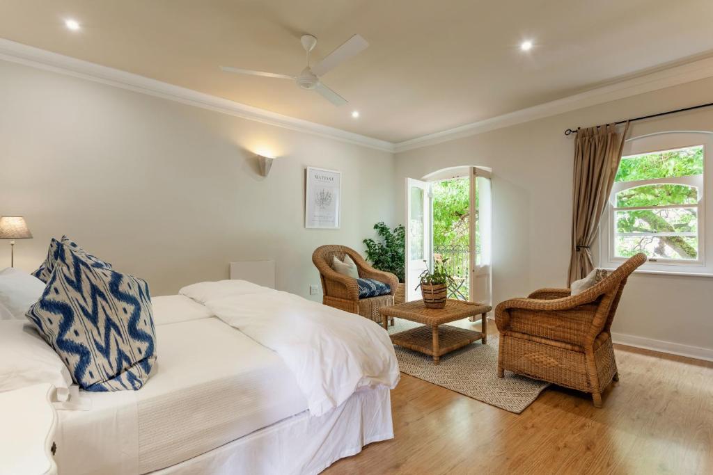 Auberge Burgundy by null