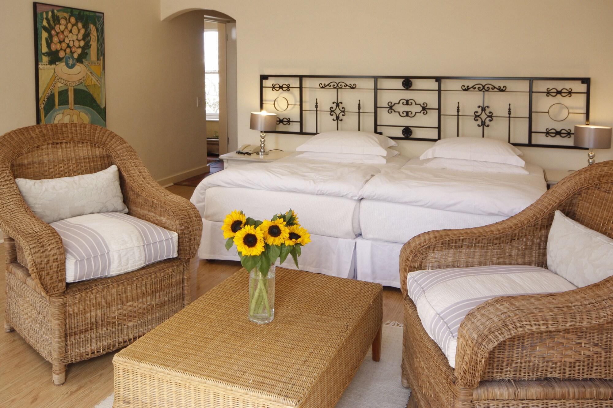 Auberge Burgundy by null