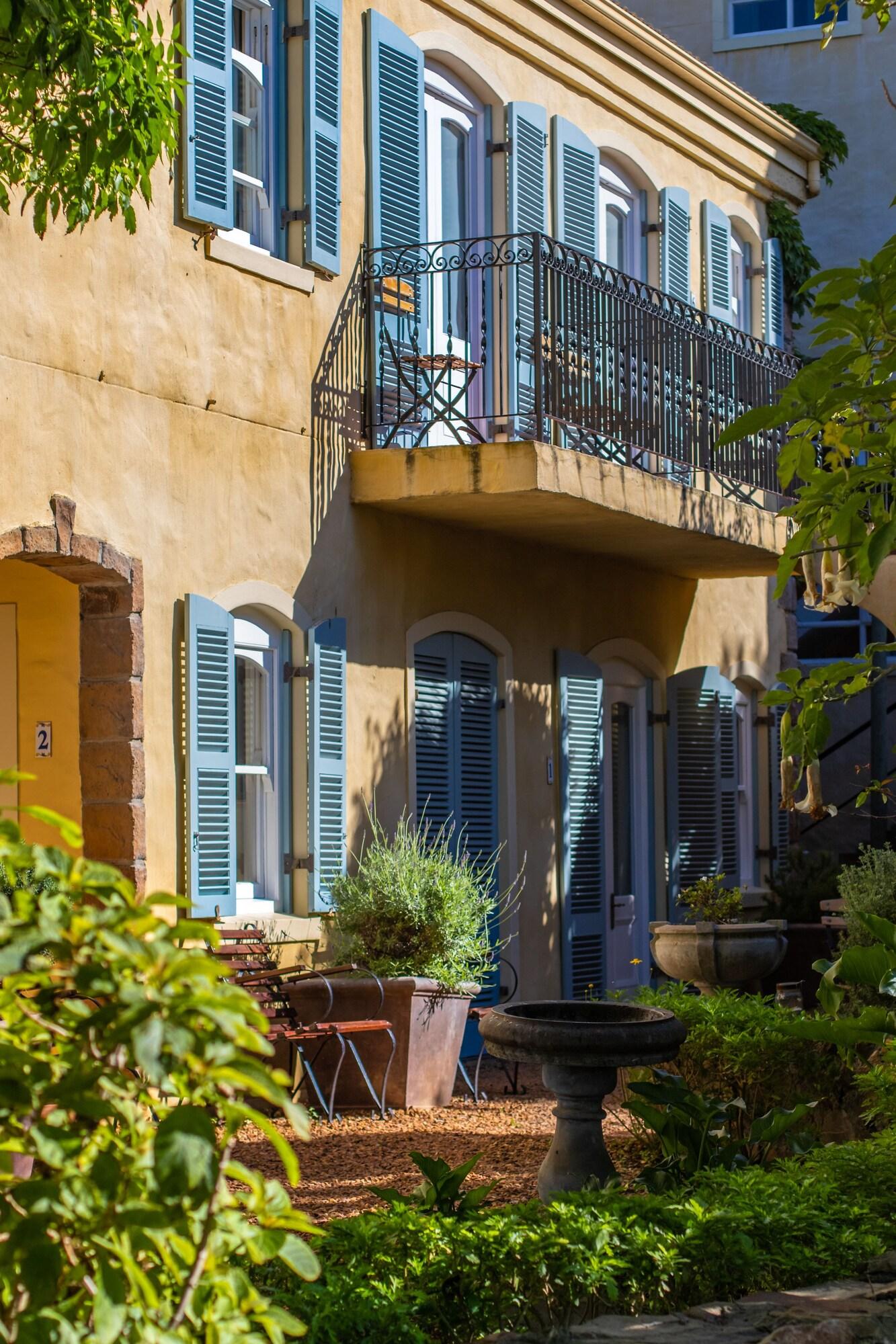 Auberge Burgundy by null