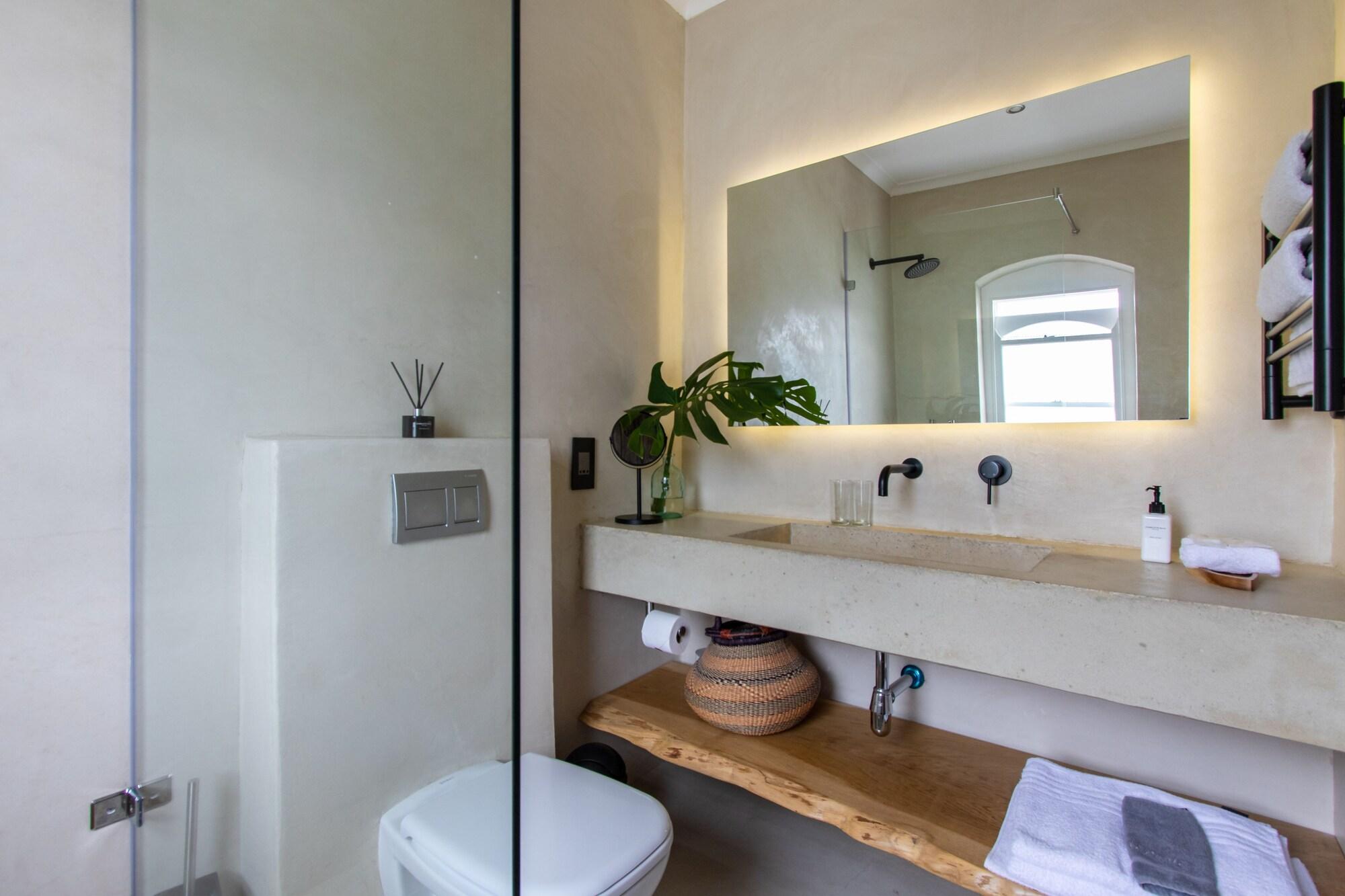 Auberge Burgundy by null