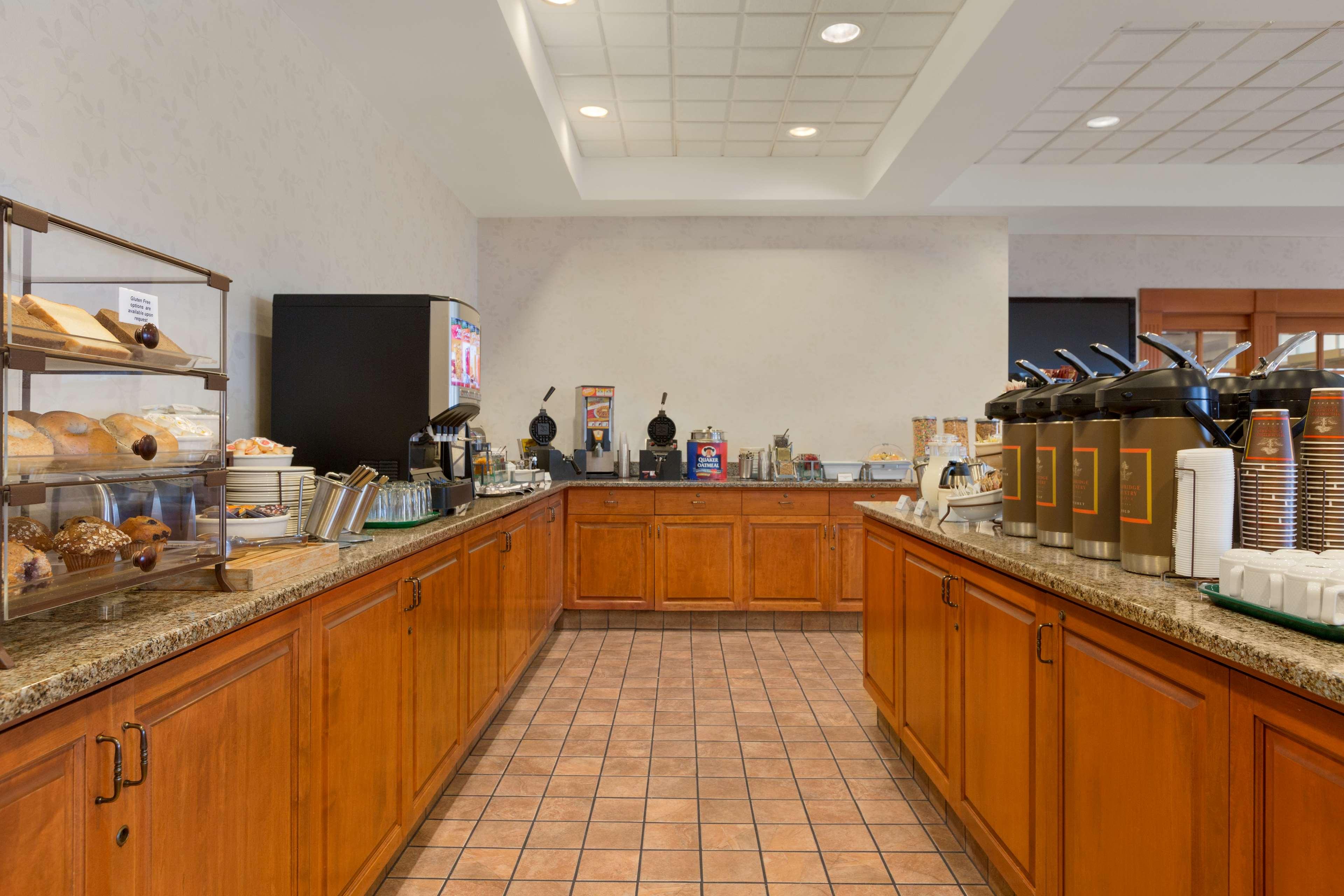 Country Inn & Suites by Radisson, Calgary-NE