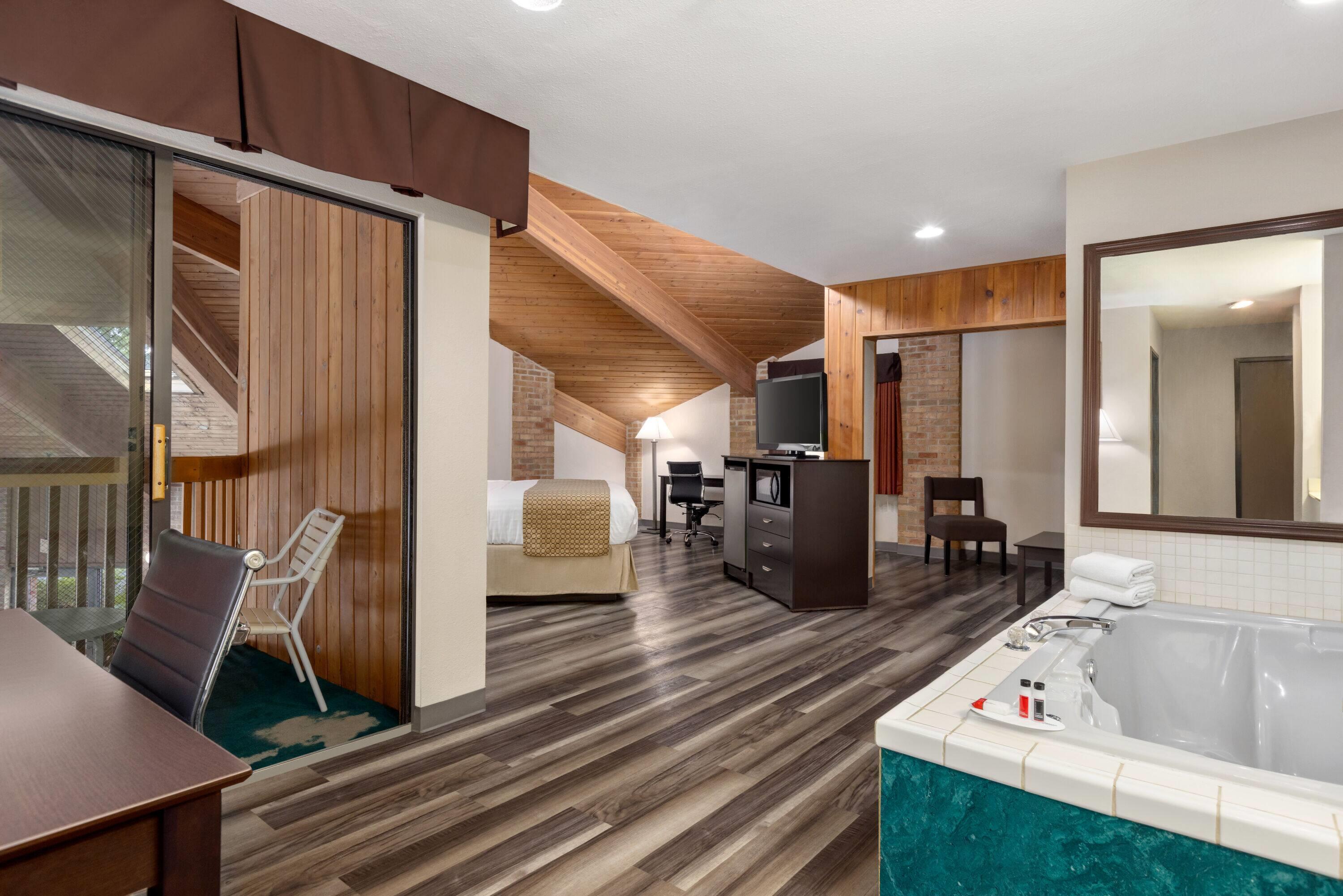 Baymont By Wyndham Monroe