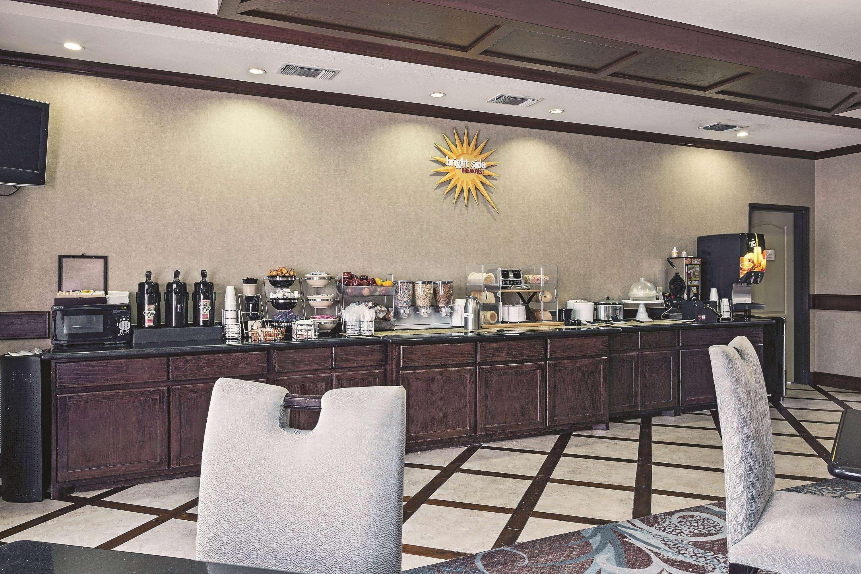 La Quinta Inn & Suites DFW Airport West-Euless