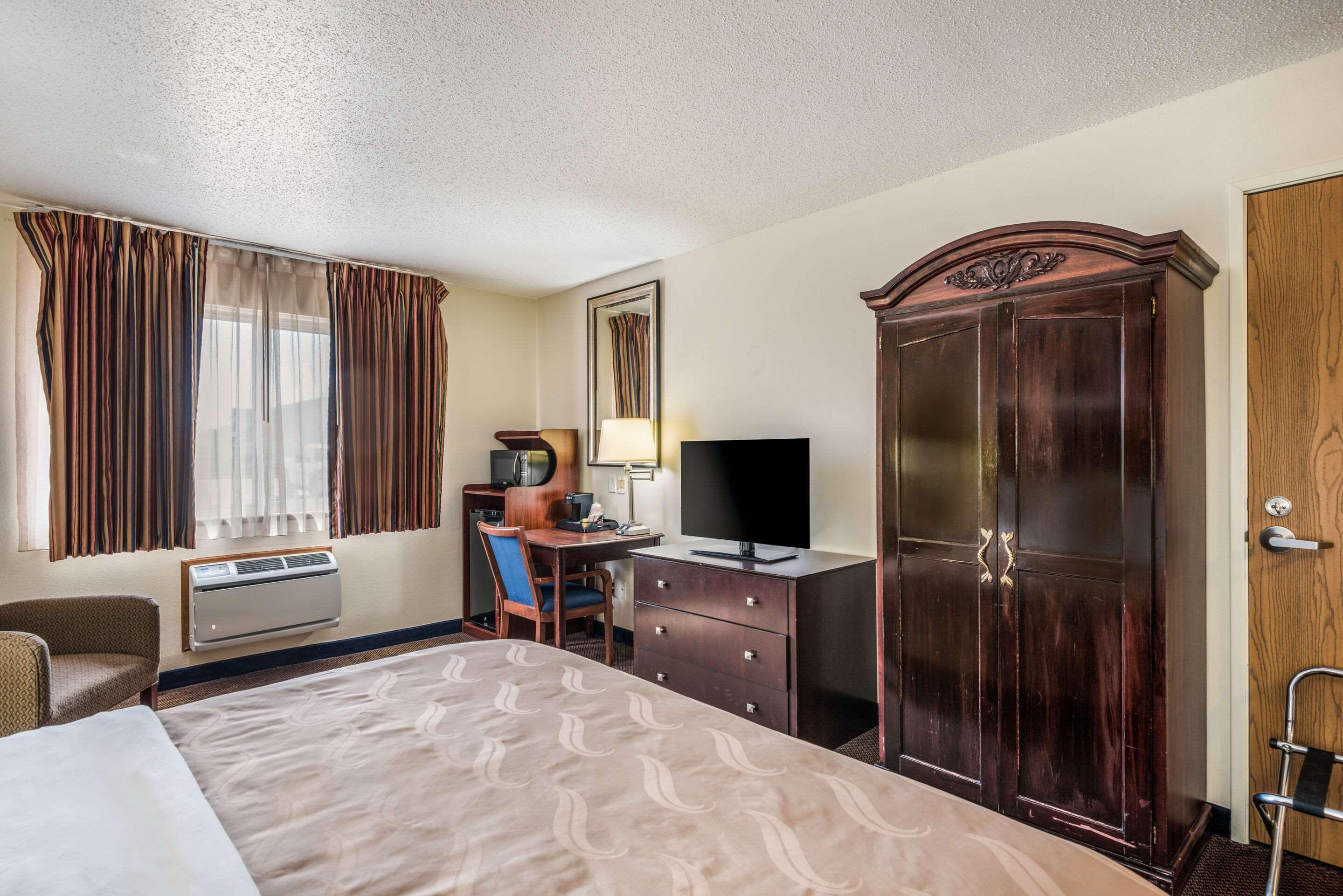 Quality Inn & Suites