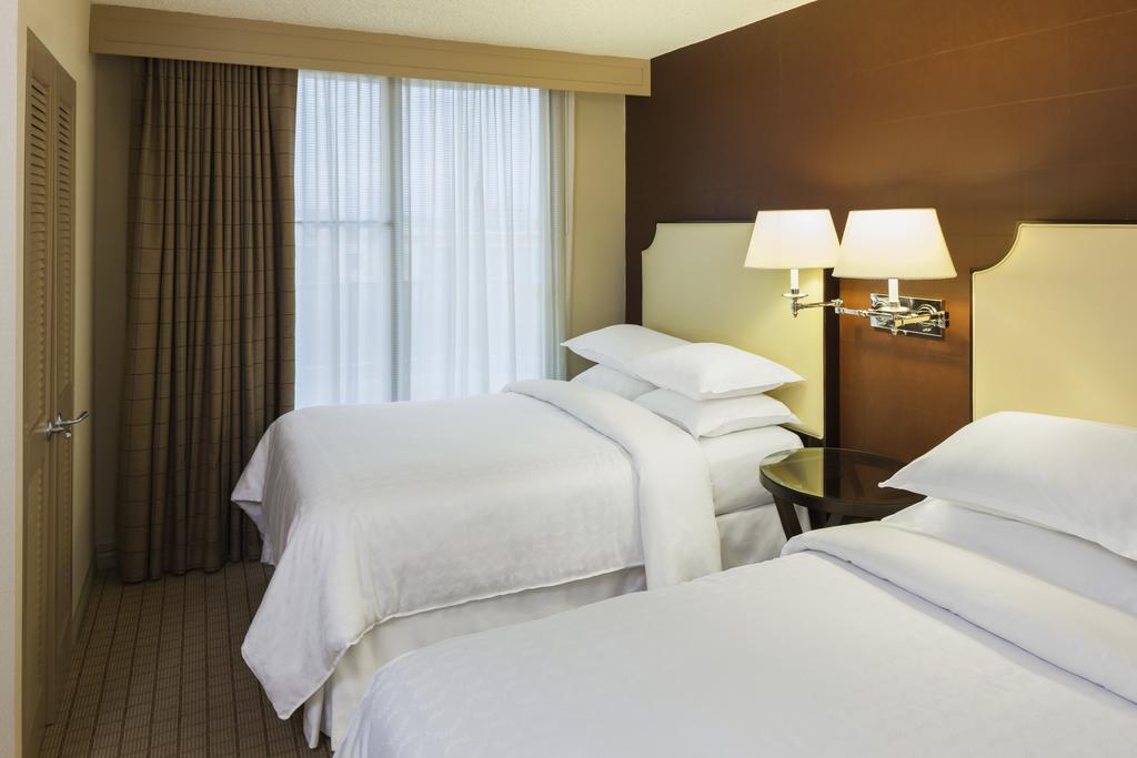 Sheraton Suites Market Center Dallas - 1