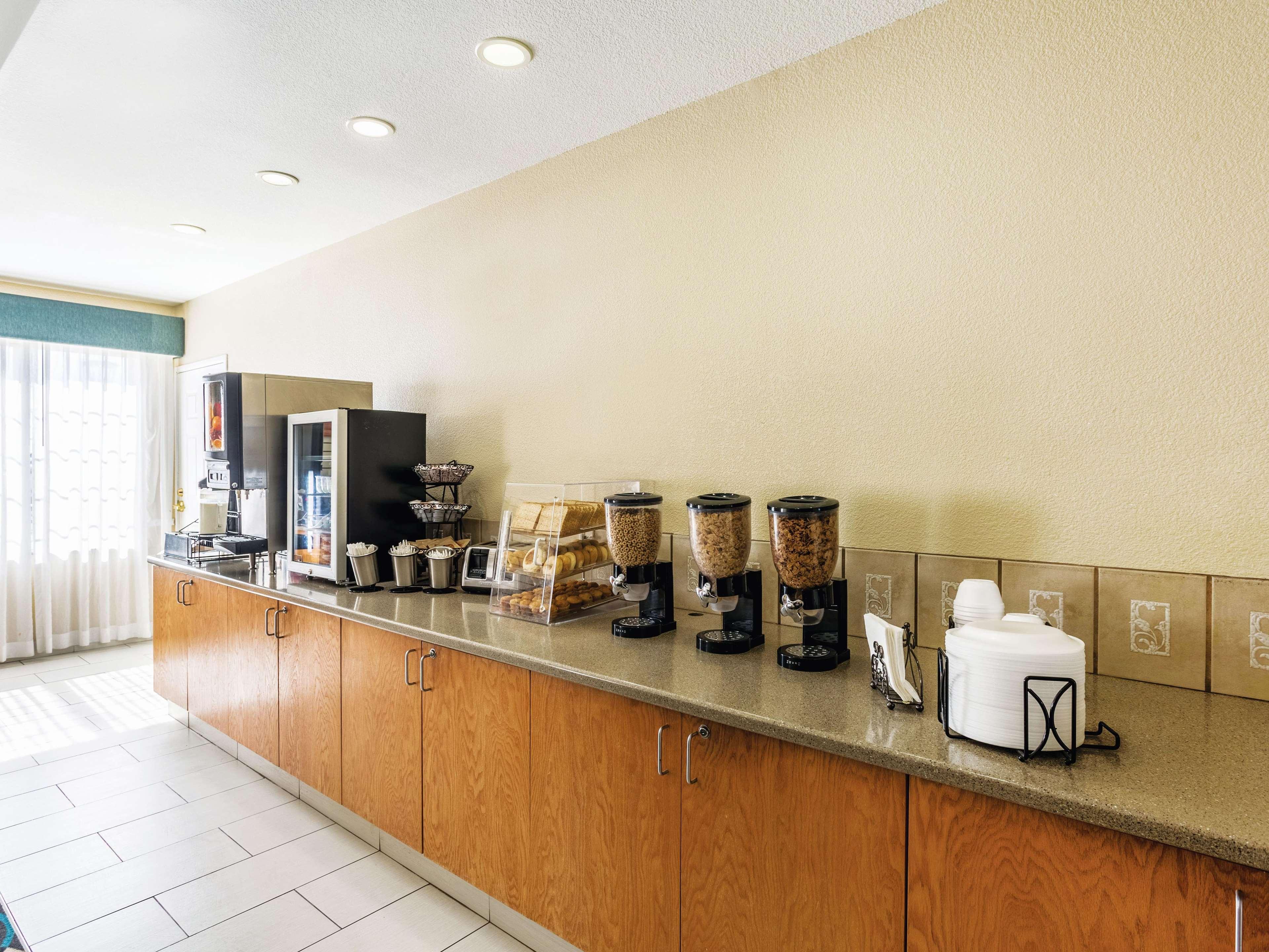 La Quinta Inn & Suites By Wyndham Deming