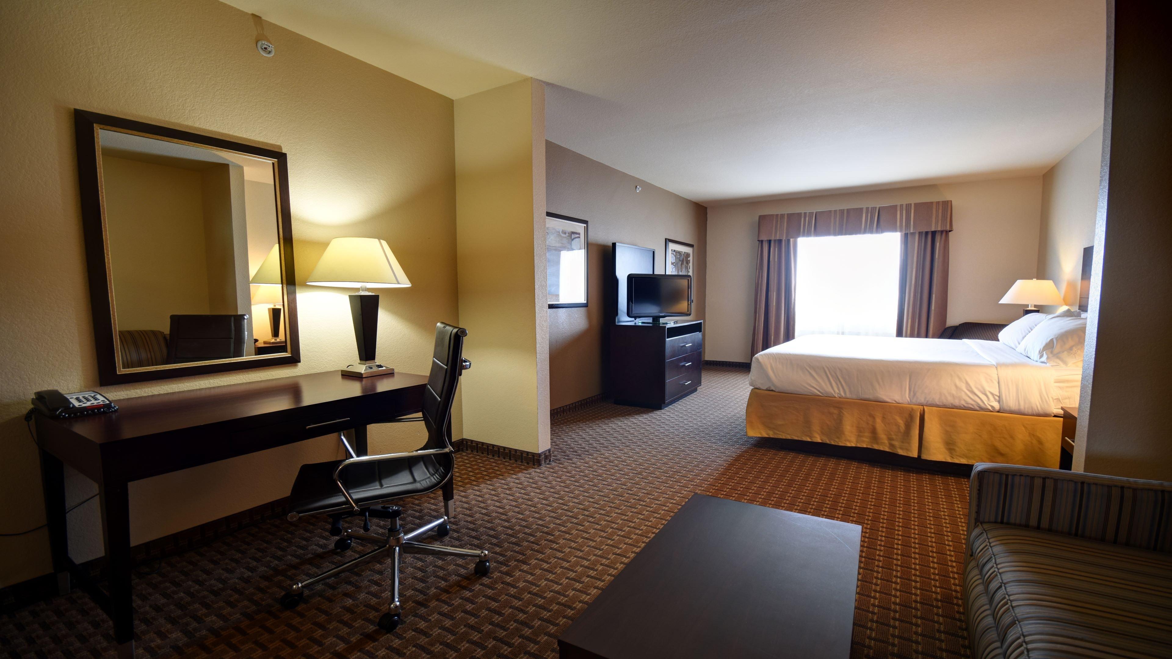 Holiday Inn Express Hotel & Suites Del Rio