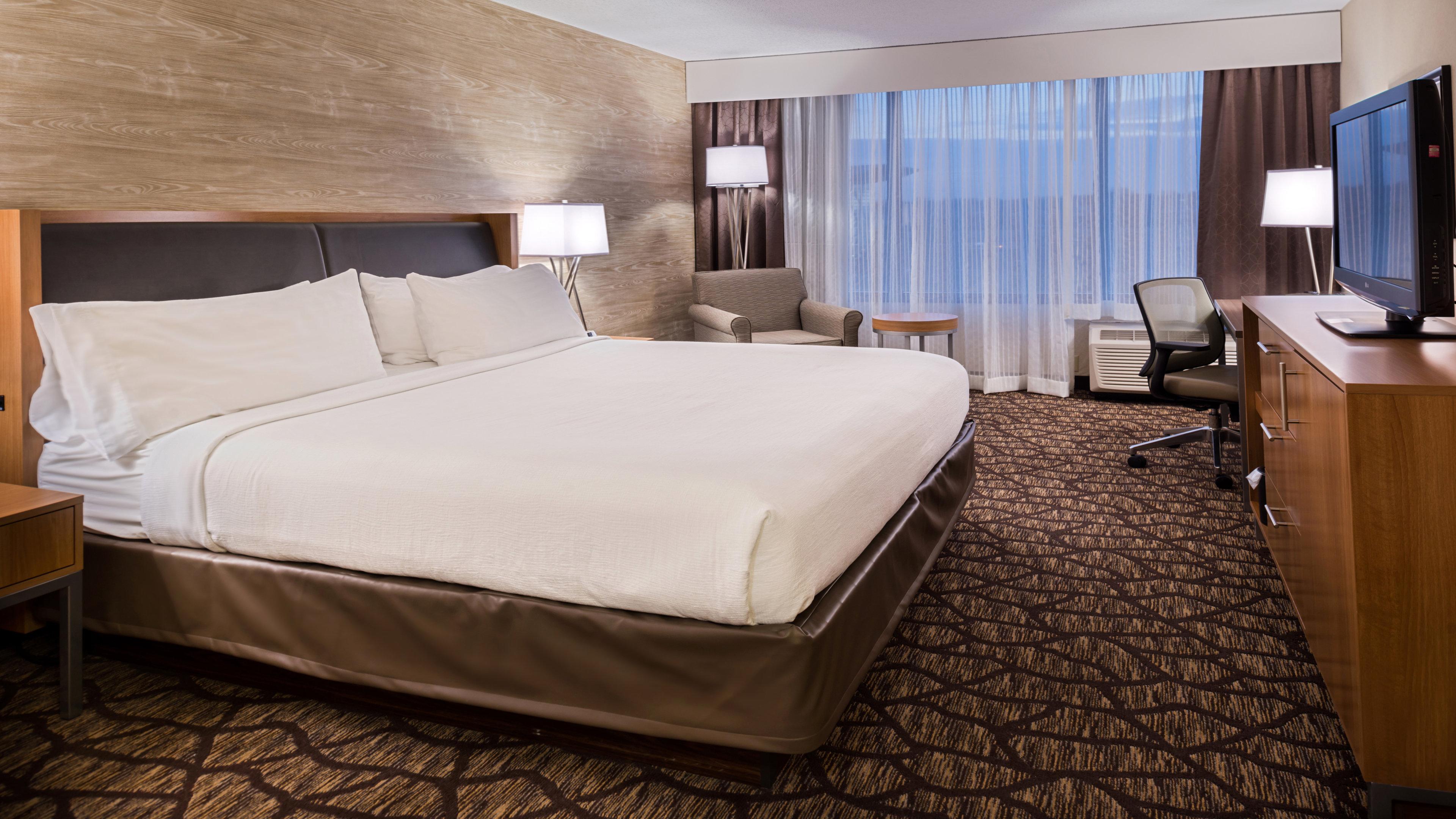 Holiday Inn & Suites Warren By IHG