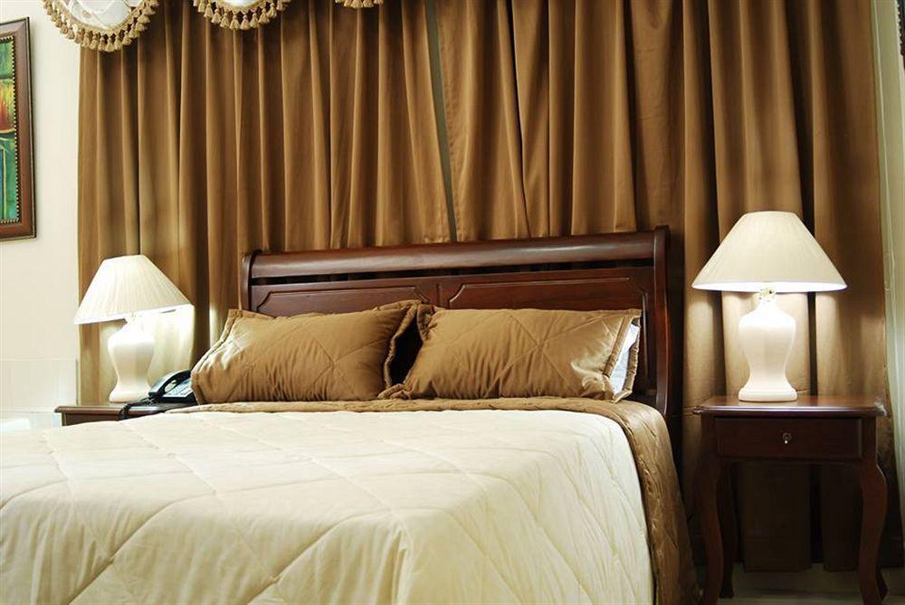 Hostal Luis V by null
