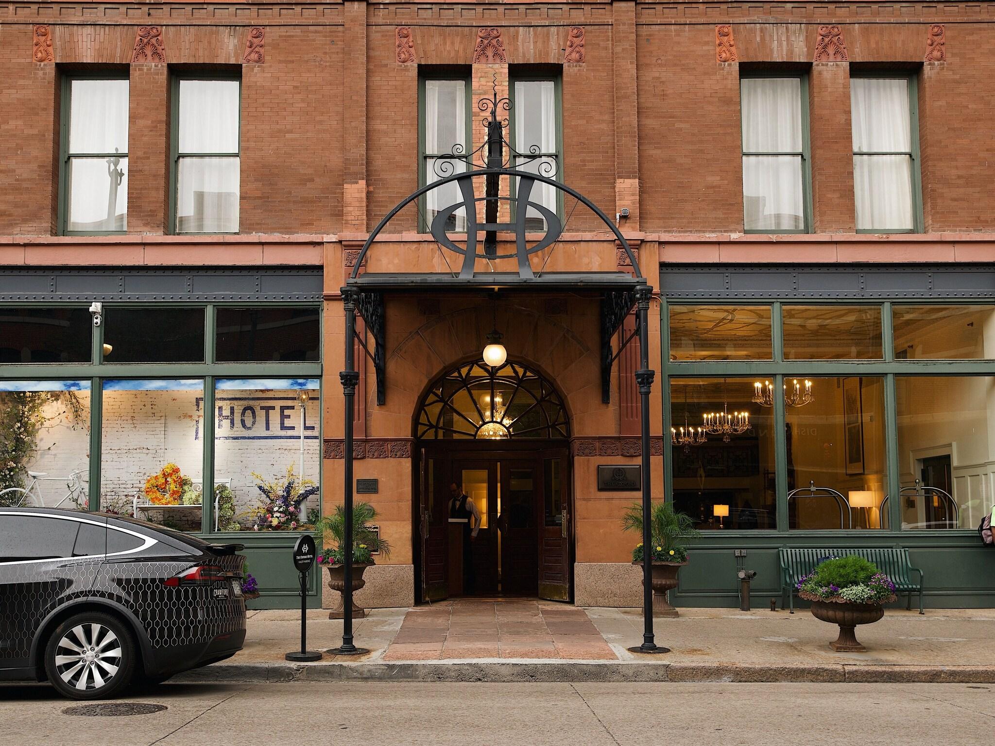 The Oxford Hotel by null