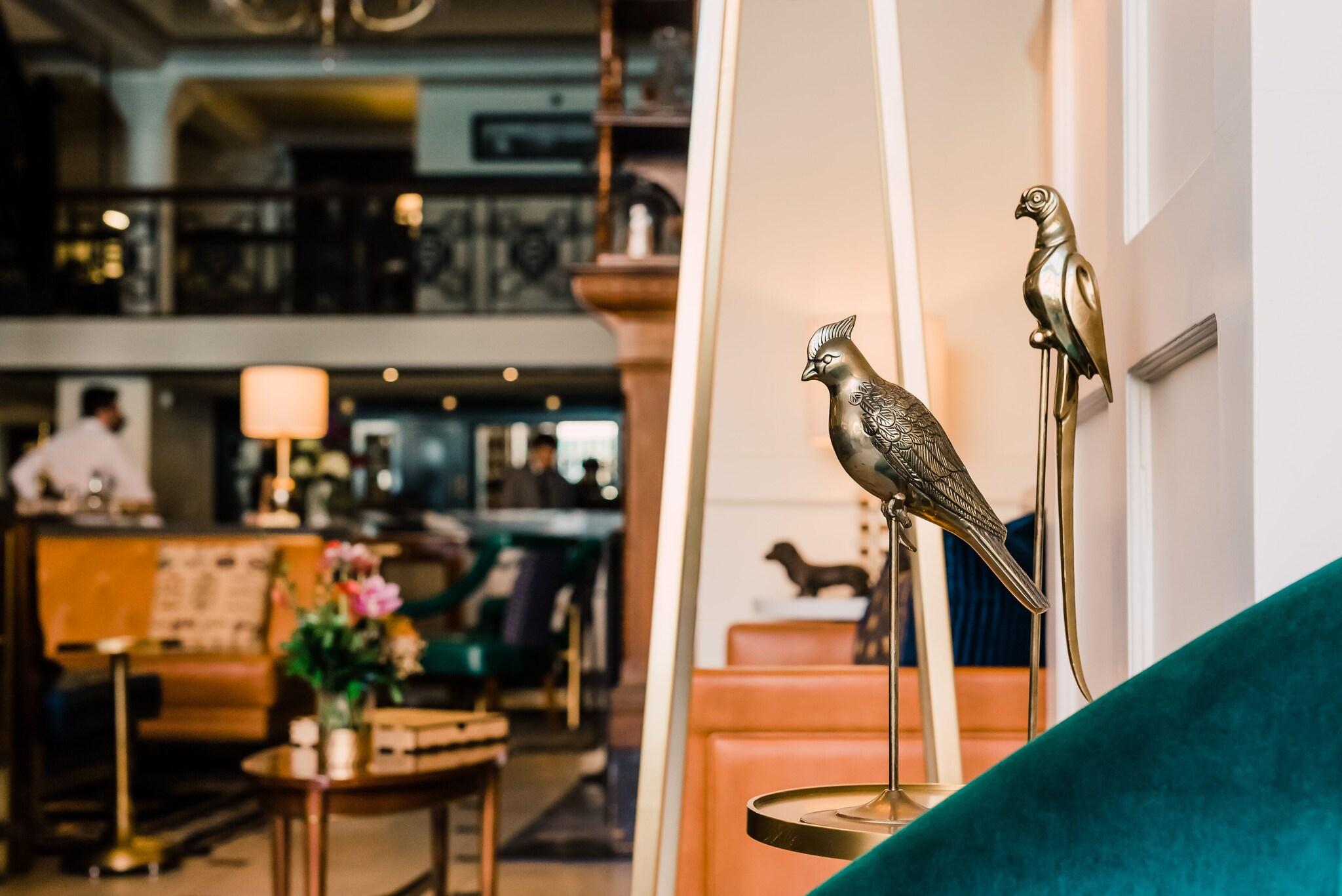 The Oxford Hotel by null