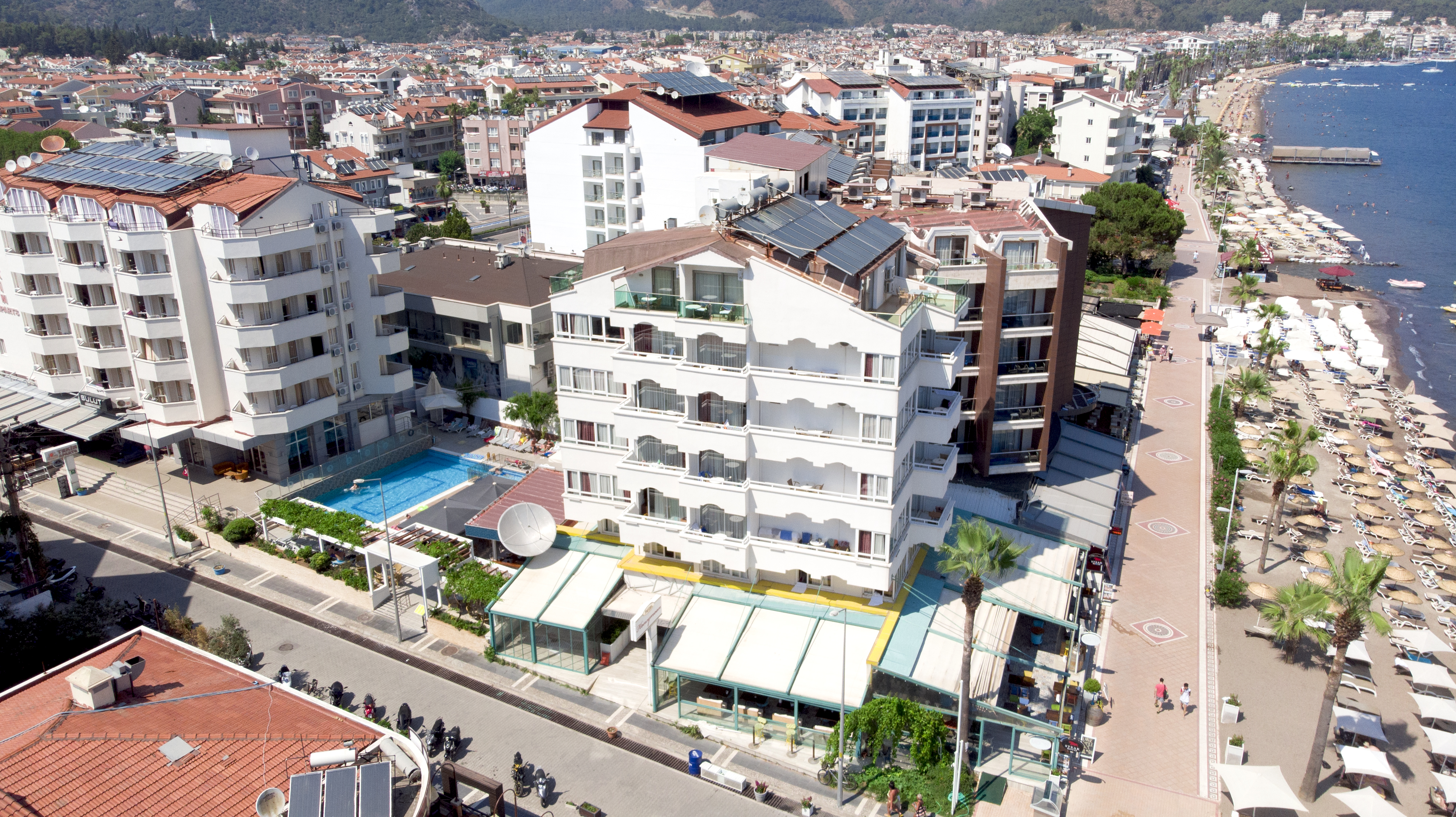 Honeymoon Beach - фото