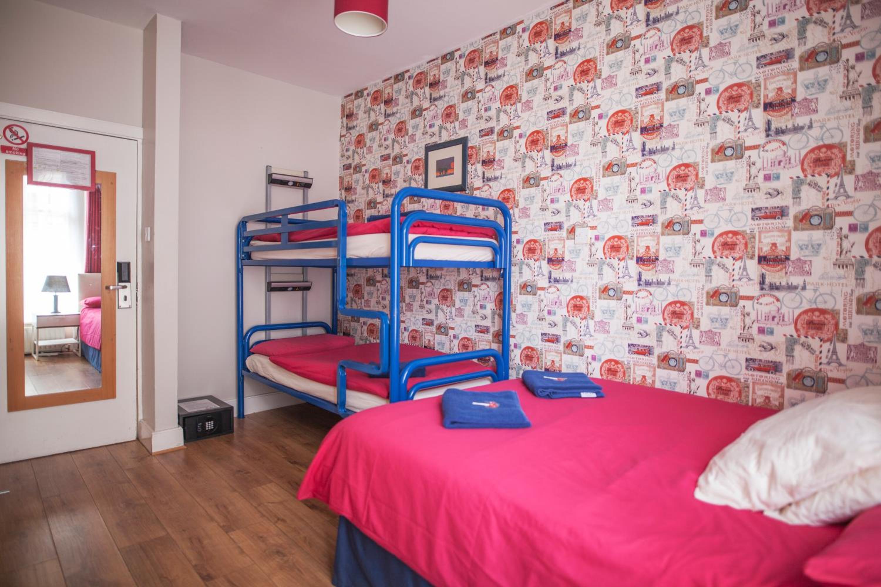 Zimmer mit 2 einzelbetten