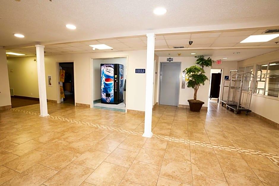 Red Roof Inn & Suites Euless DFW Airport Southwest