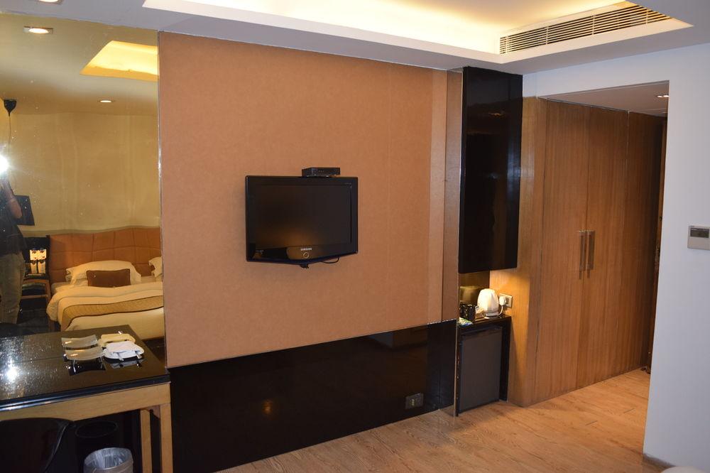 Hotel Palace Heights by null