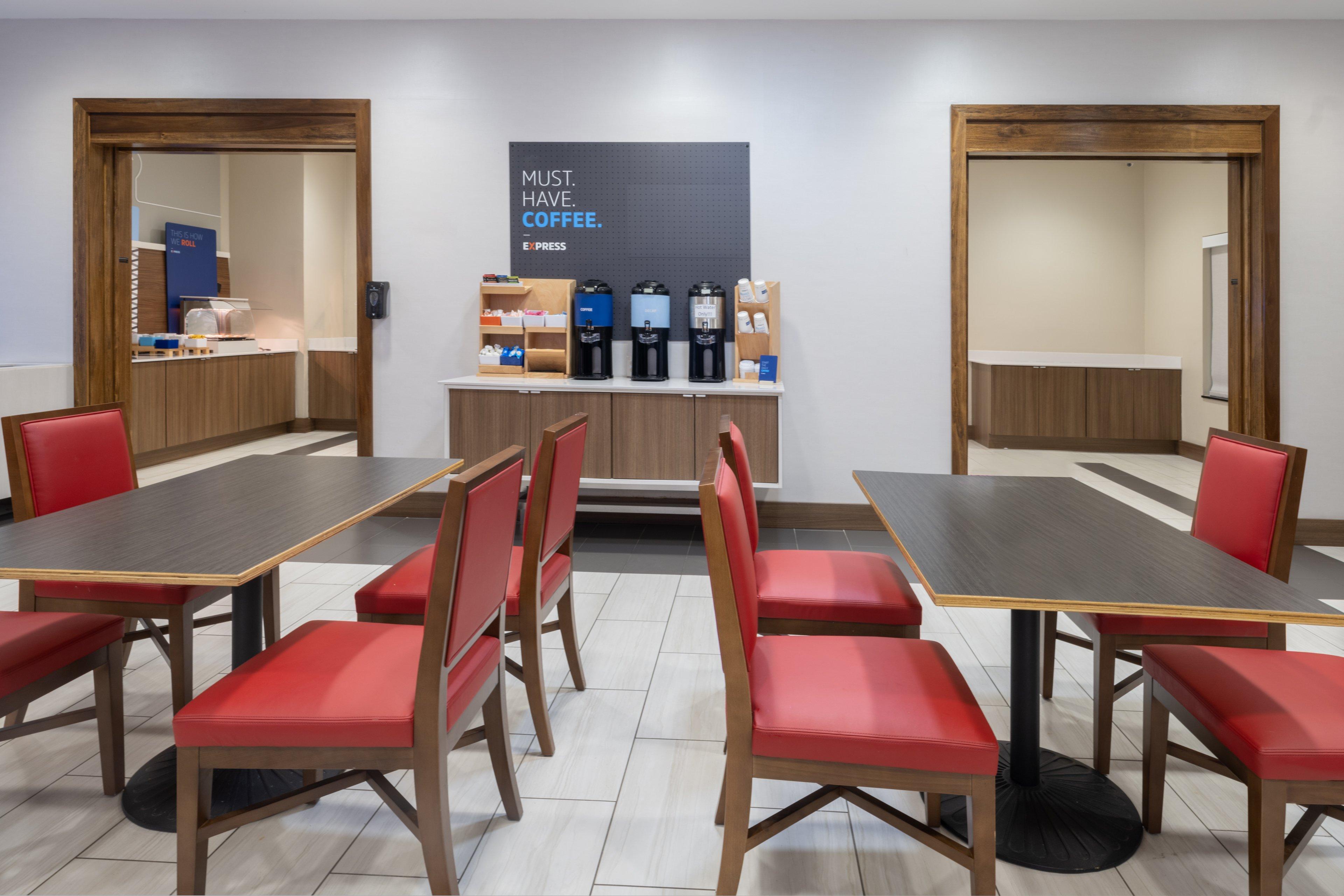 Holiday Inn Express Dallas East- Fairpark