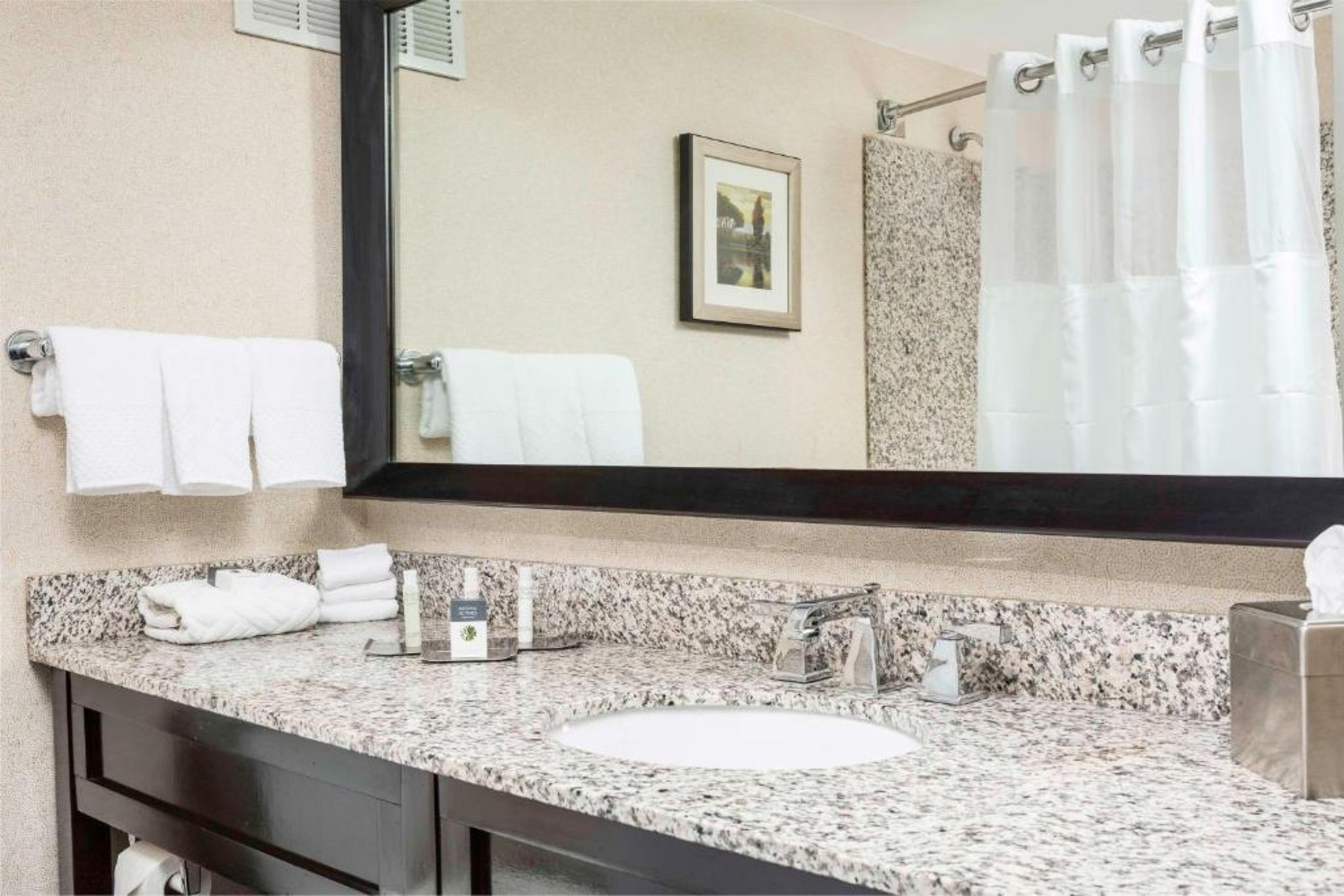 DoubleTree by Hilton Wilmington photo 3