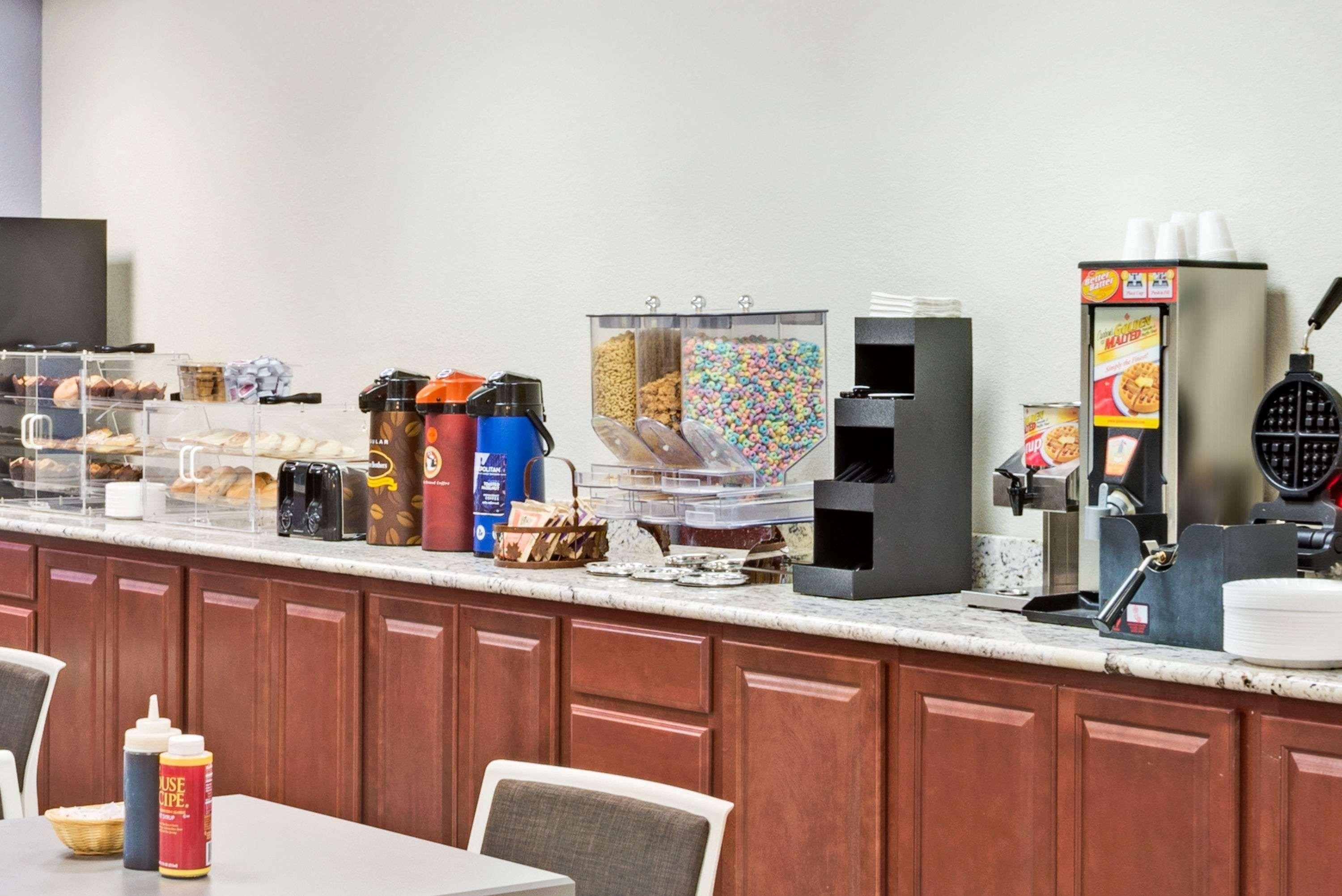 Microtel Inn & Sts by Wyndham Urbandale/Des Moines
