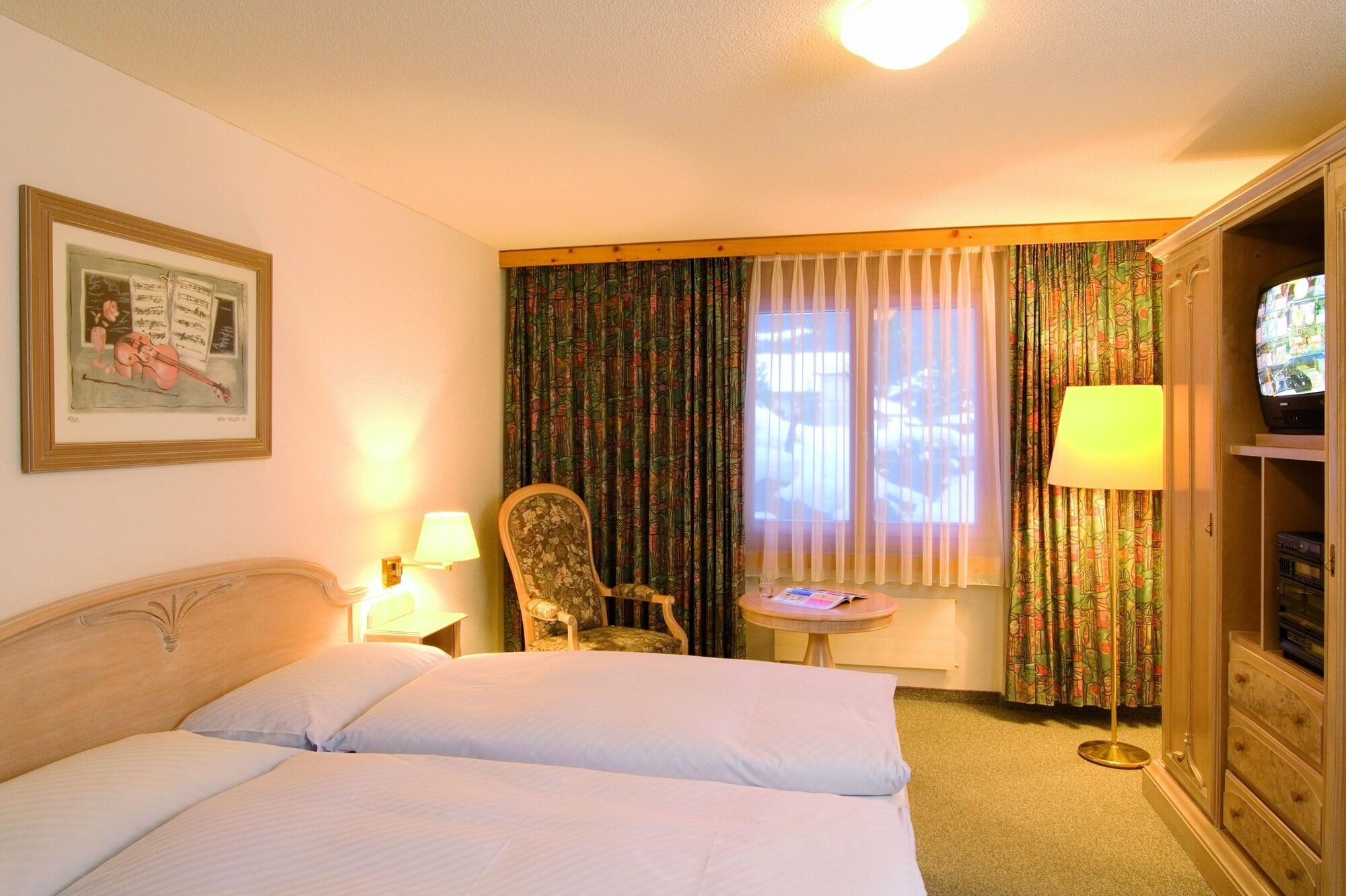 Silvretta Parkhotel AG by null