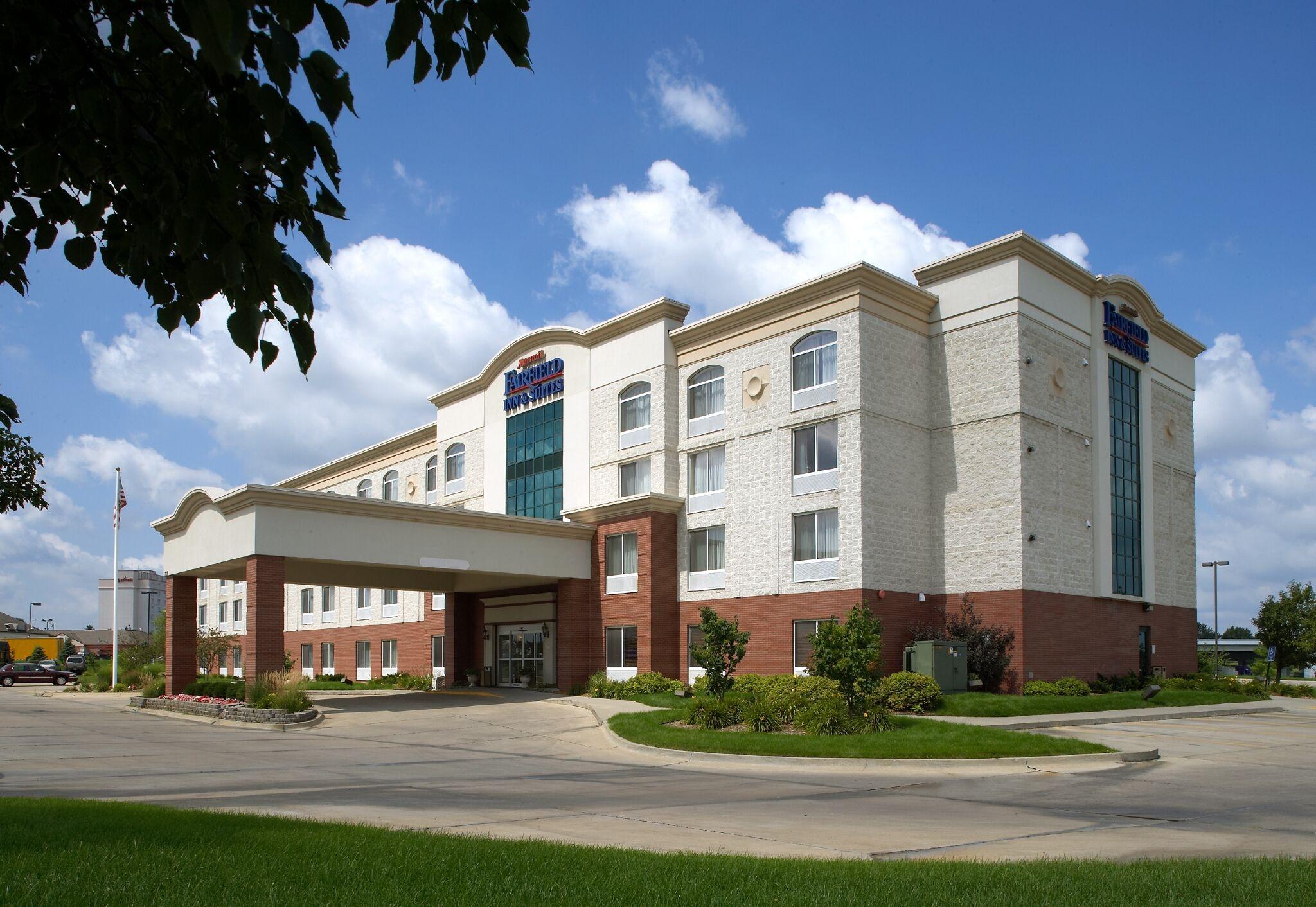 Fairfield Inn & Suites by Marriott Des Moines West image