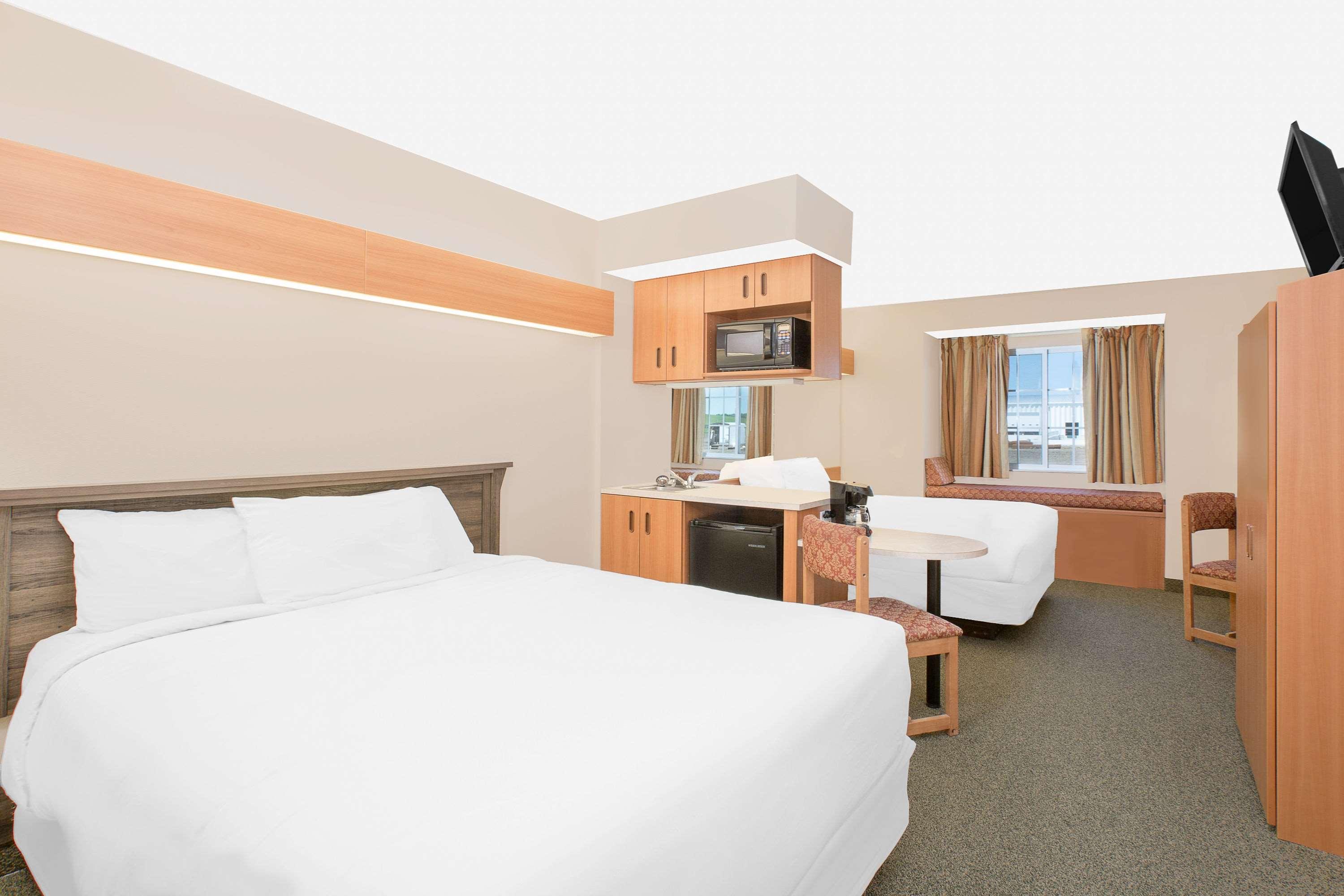 Microtel Inn & Suites By Wyndham Colfax/Newton