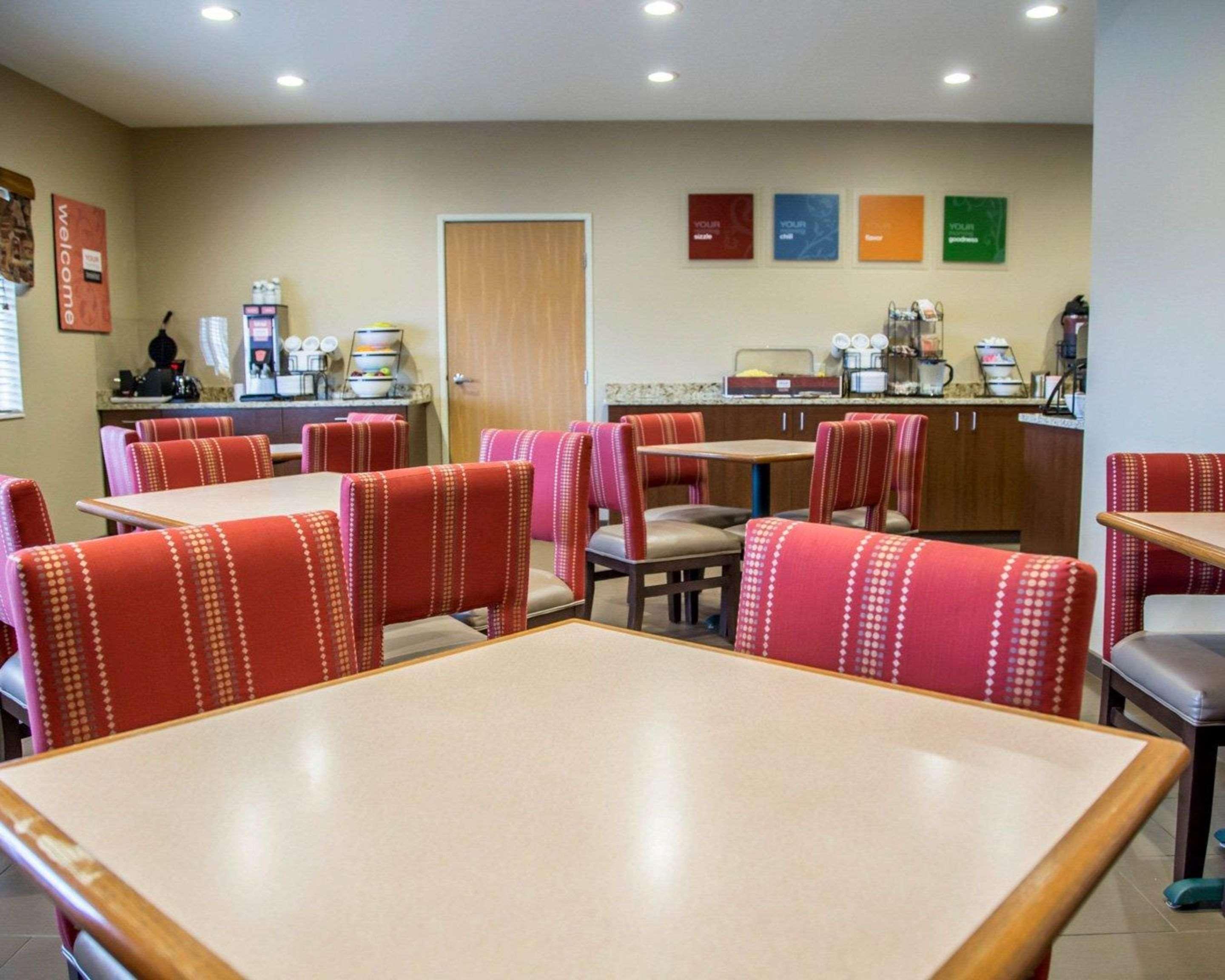 Comfort Inn & Suites Riverview