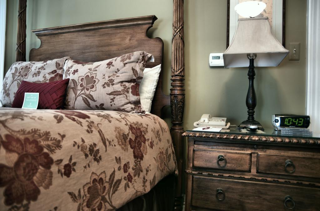 The Inn on Ferry Street by null