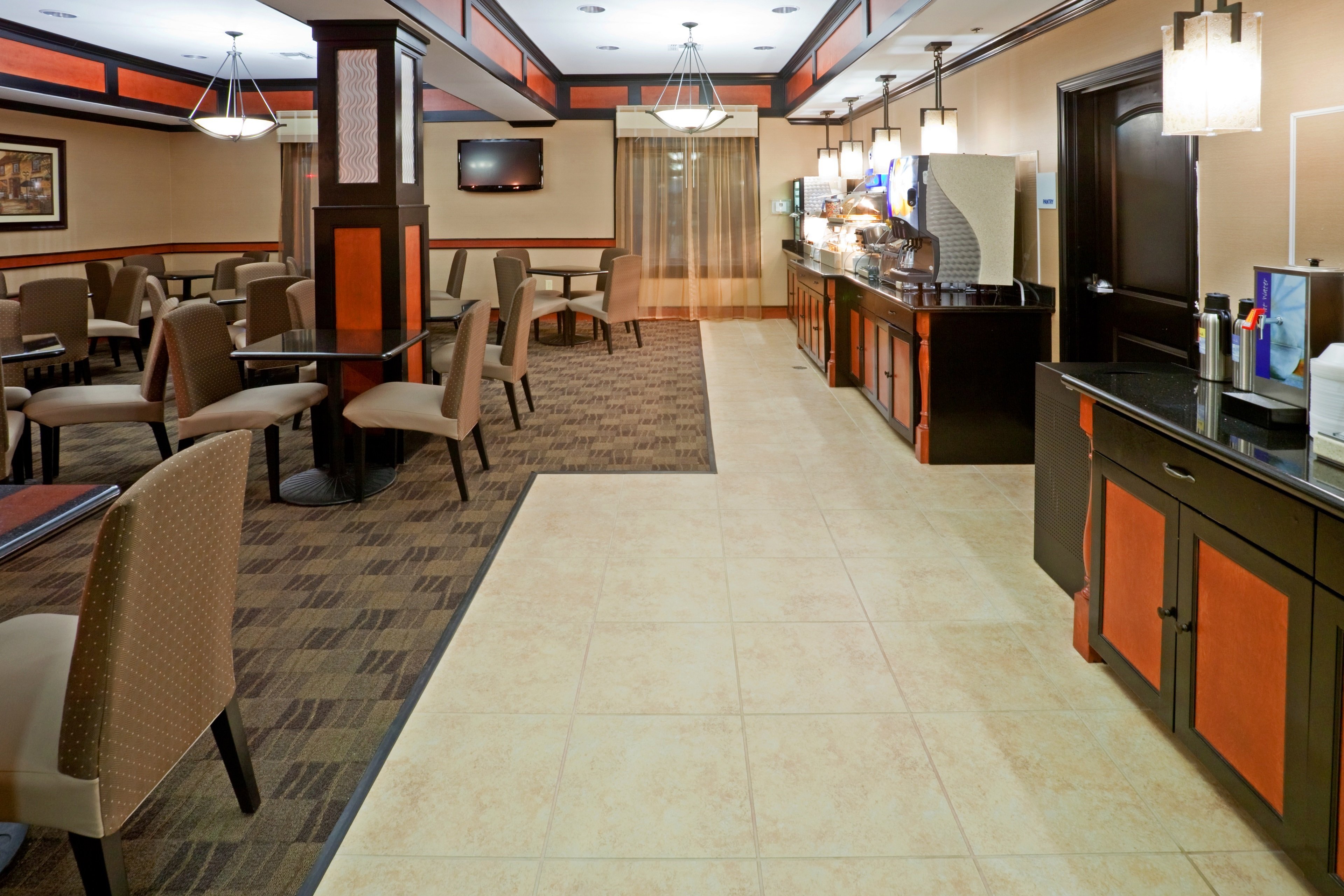 Comfort Inn & Suites Dallas Medical-Market Cente