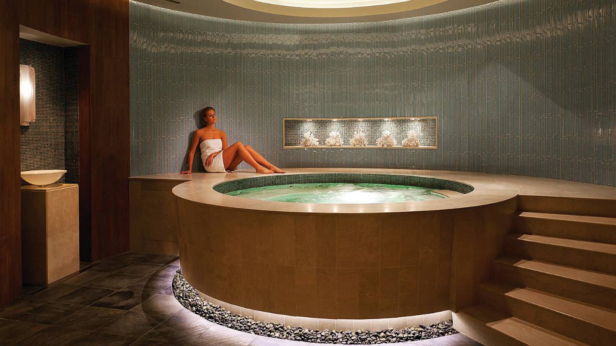 Four Seasons Hotel Denver by null