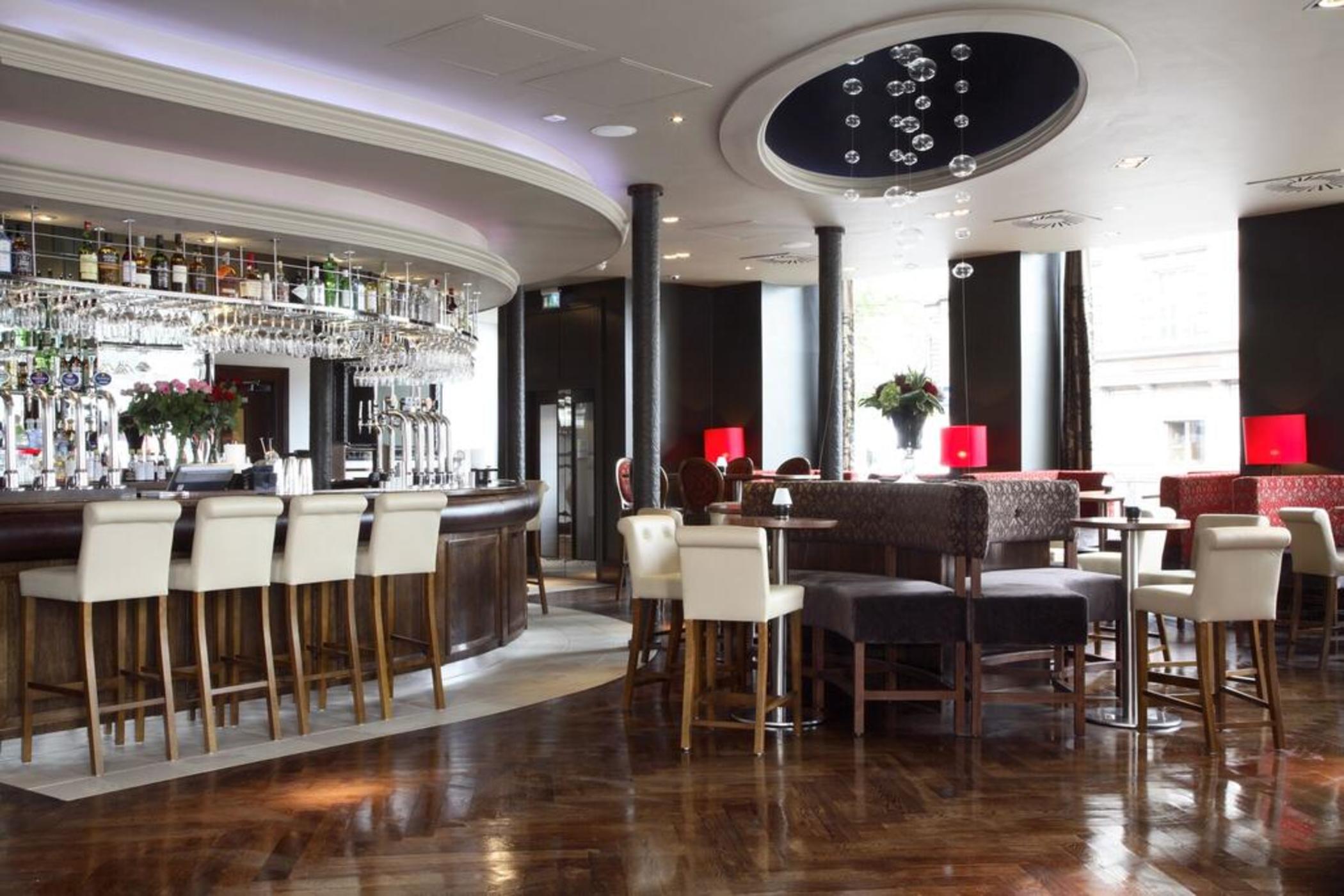 The Rutland Hotel & Luxury Apartments by null