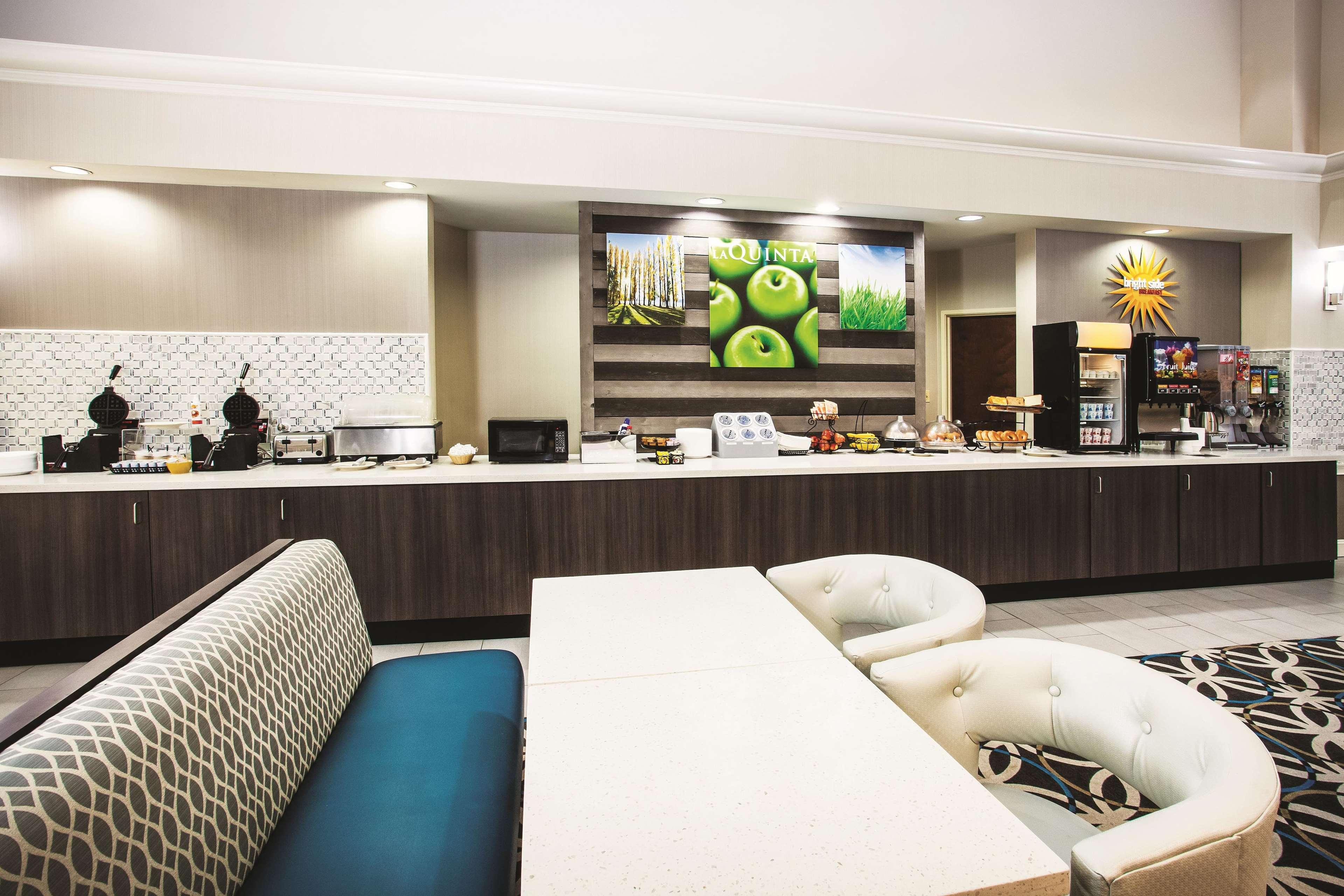 La Quinta Inn & Suites Newark - Elkton