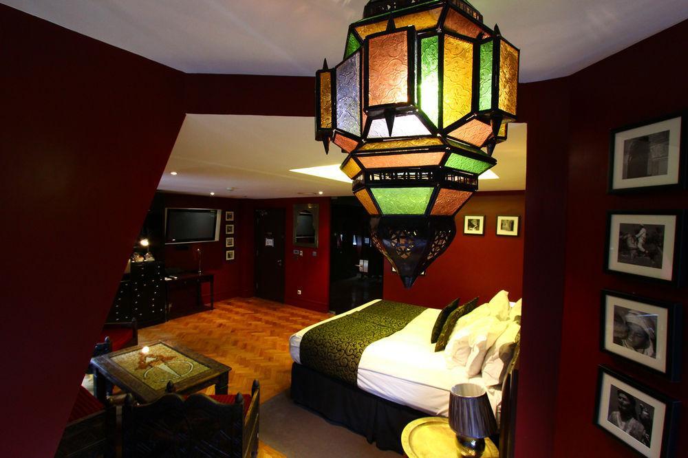 Le Monde Hotel by null
